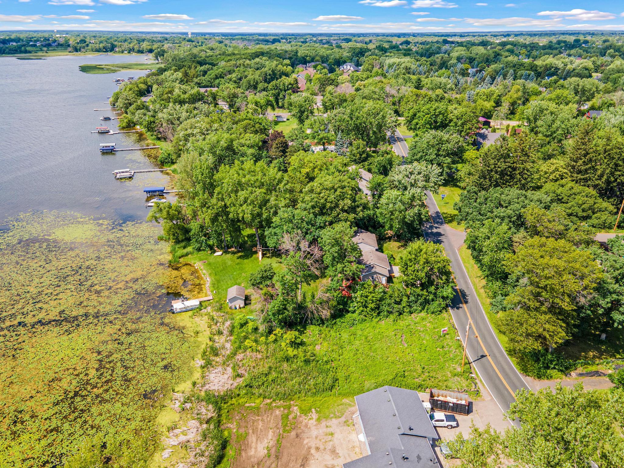 main property photo 40