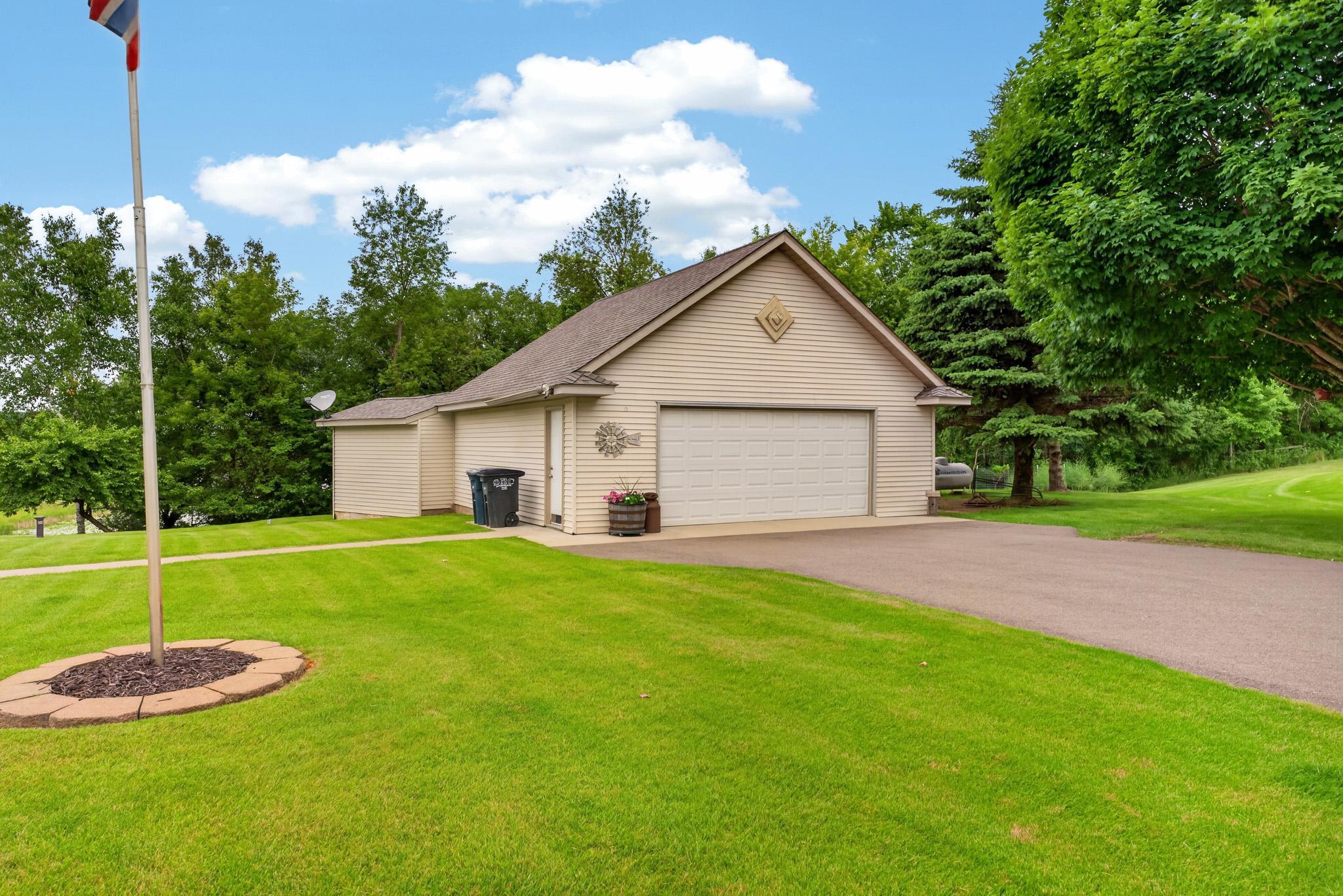 main property photo 62