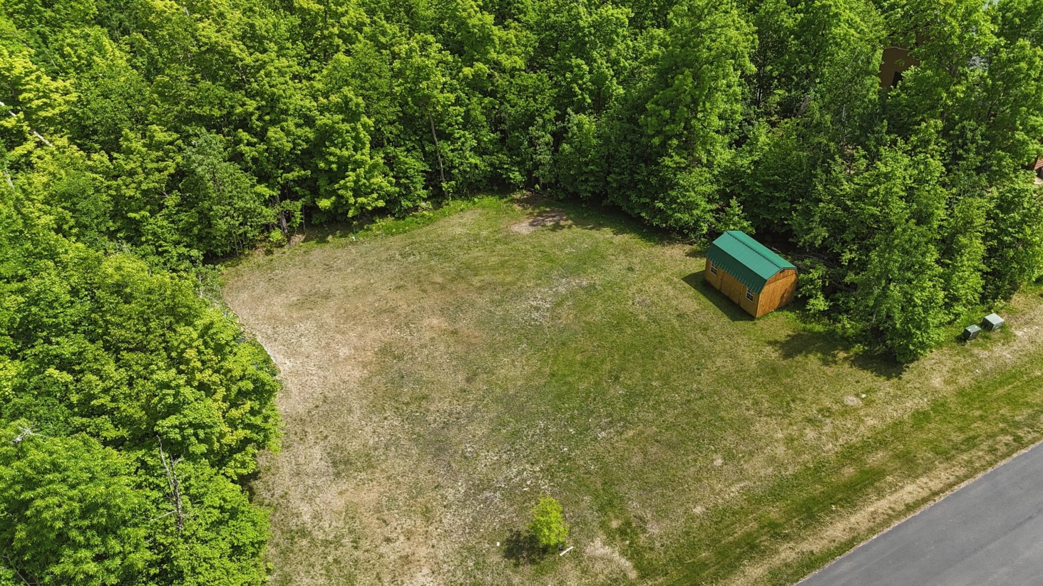 main property photo 11