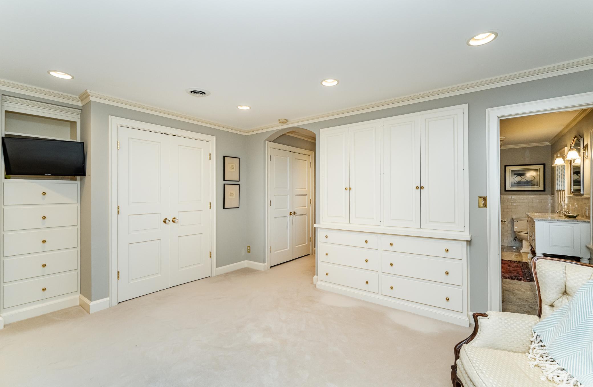 main property photo 76