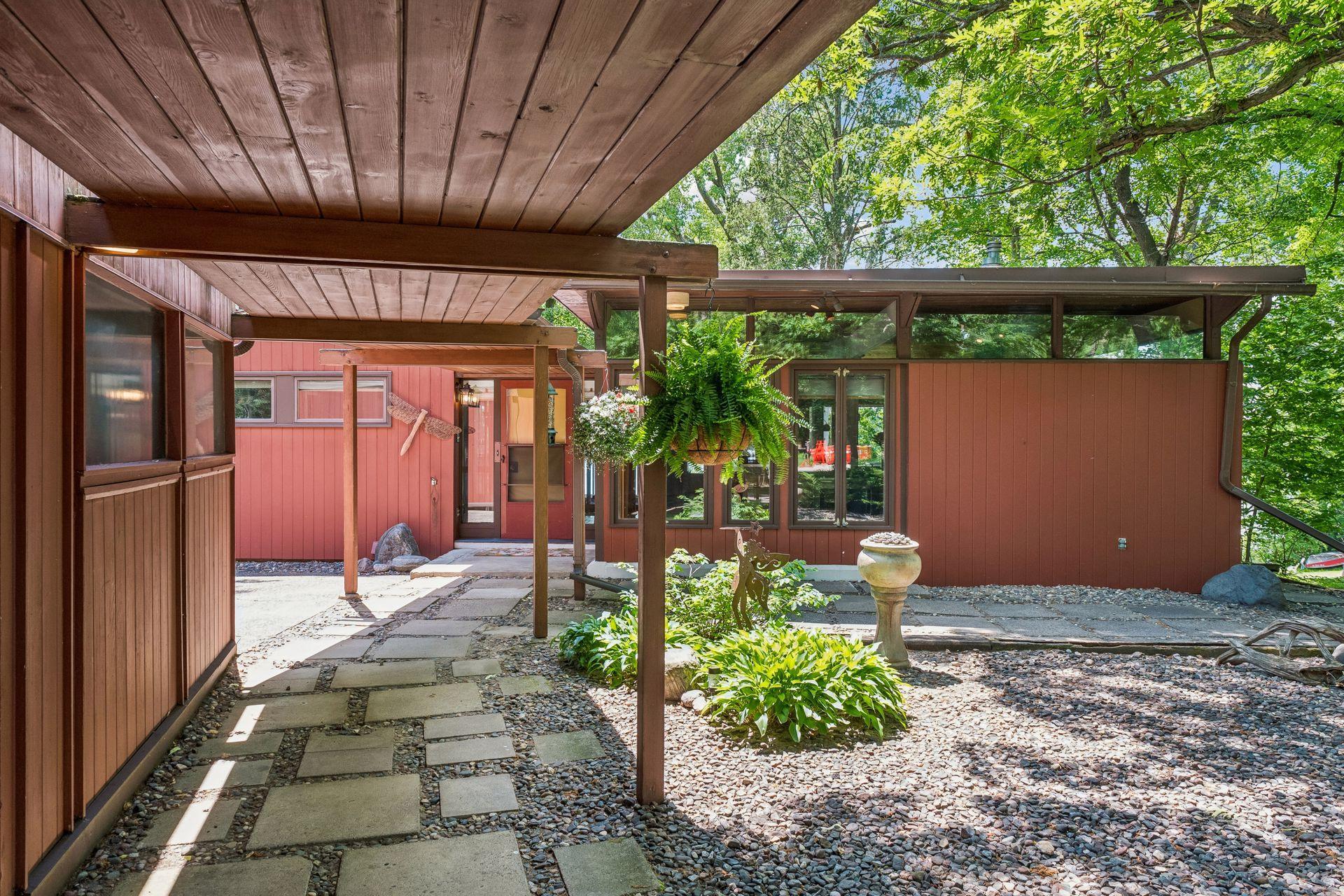 main property photo 99