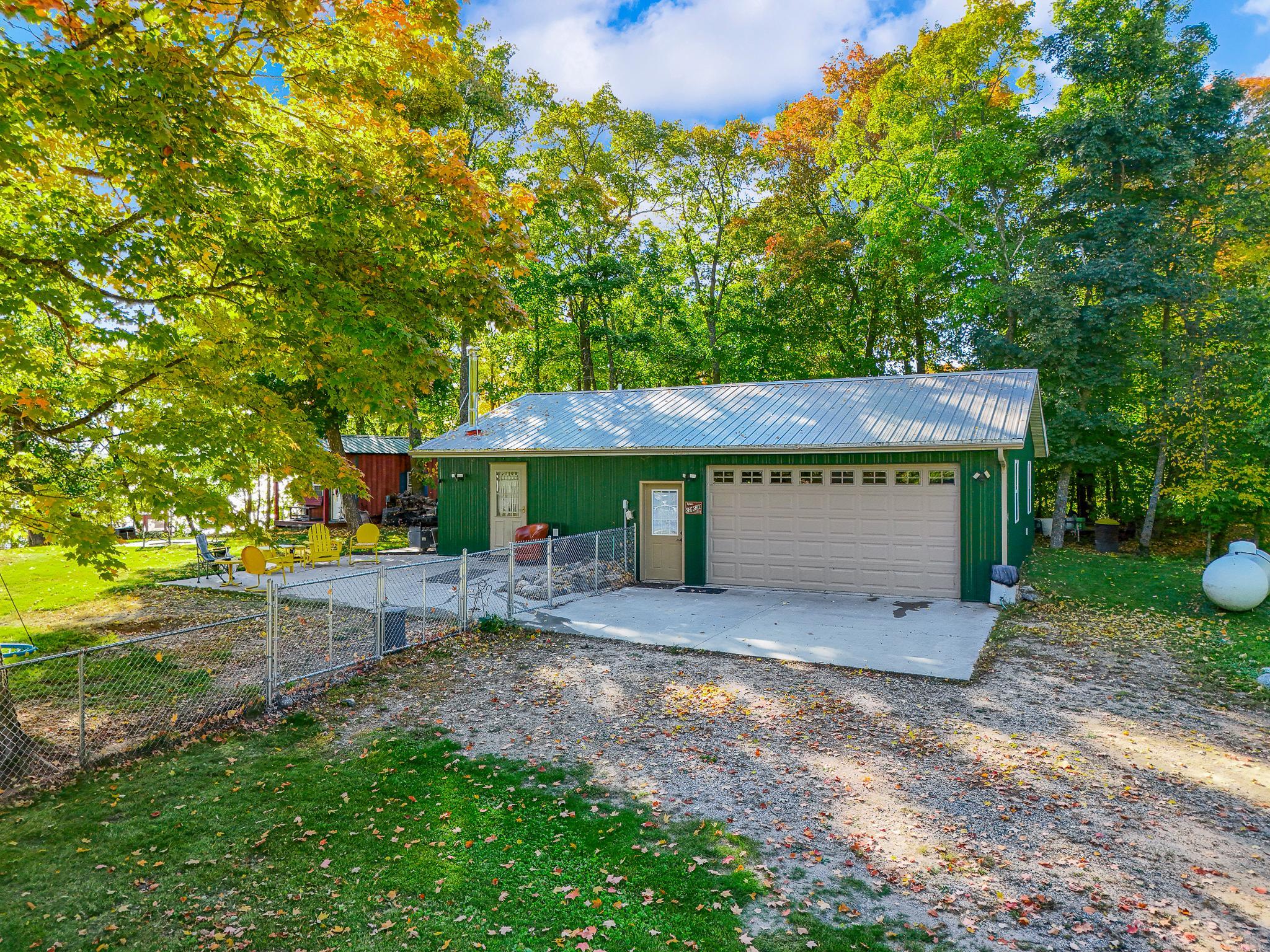 main property photo 50