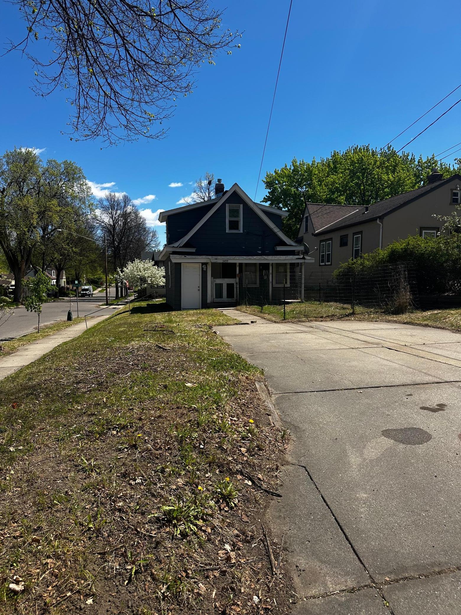main property photo 15