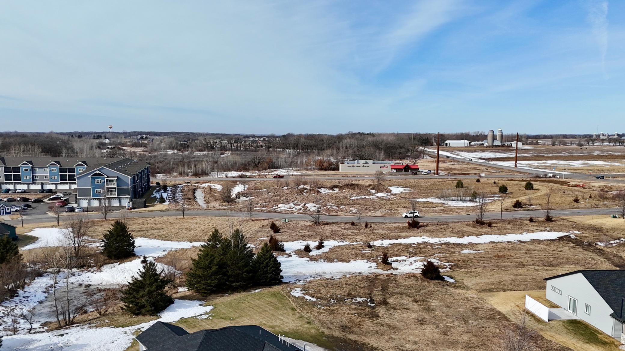 main property photo 17