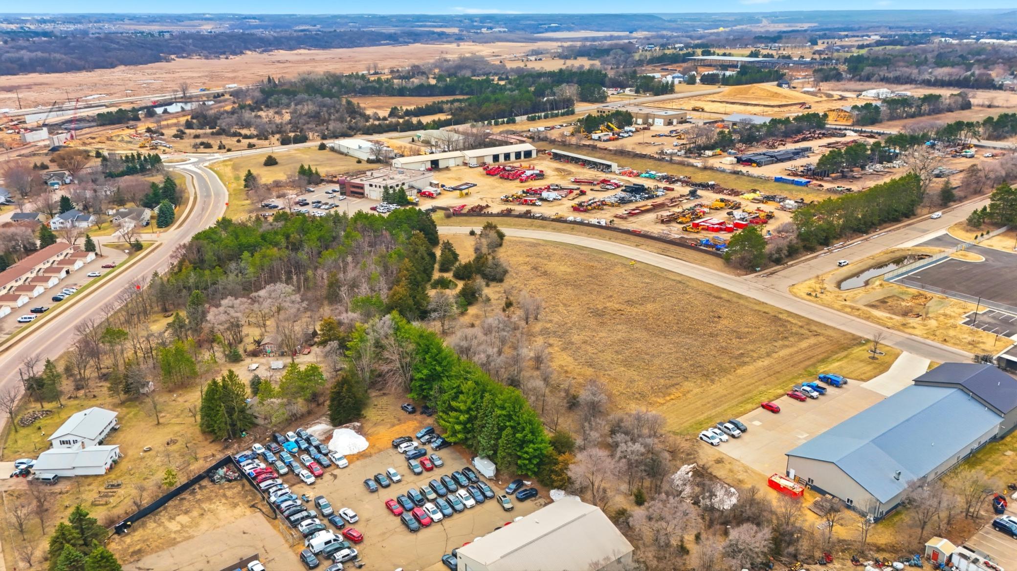 main property photo 4