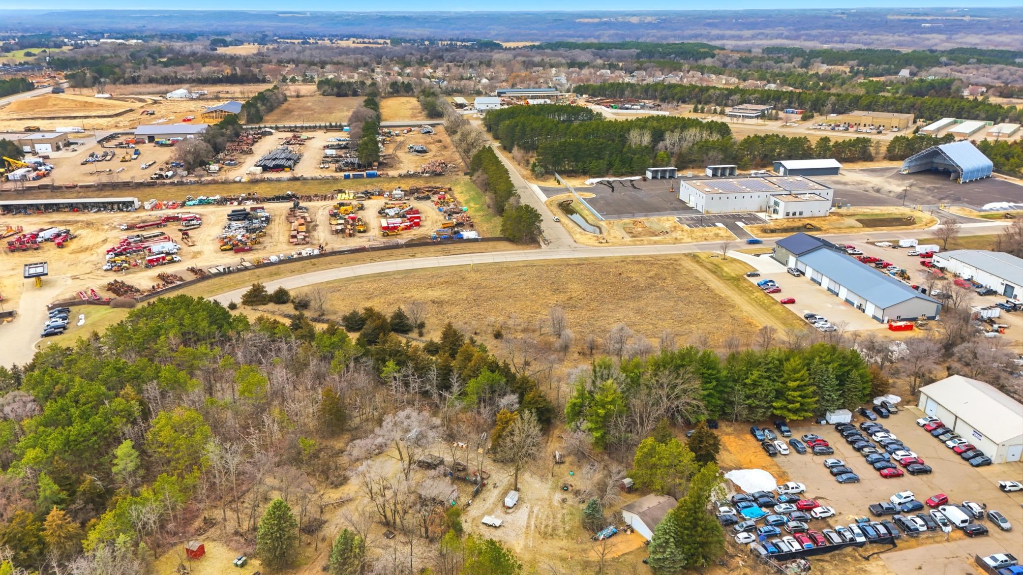 main property photo 5