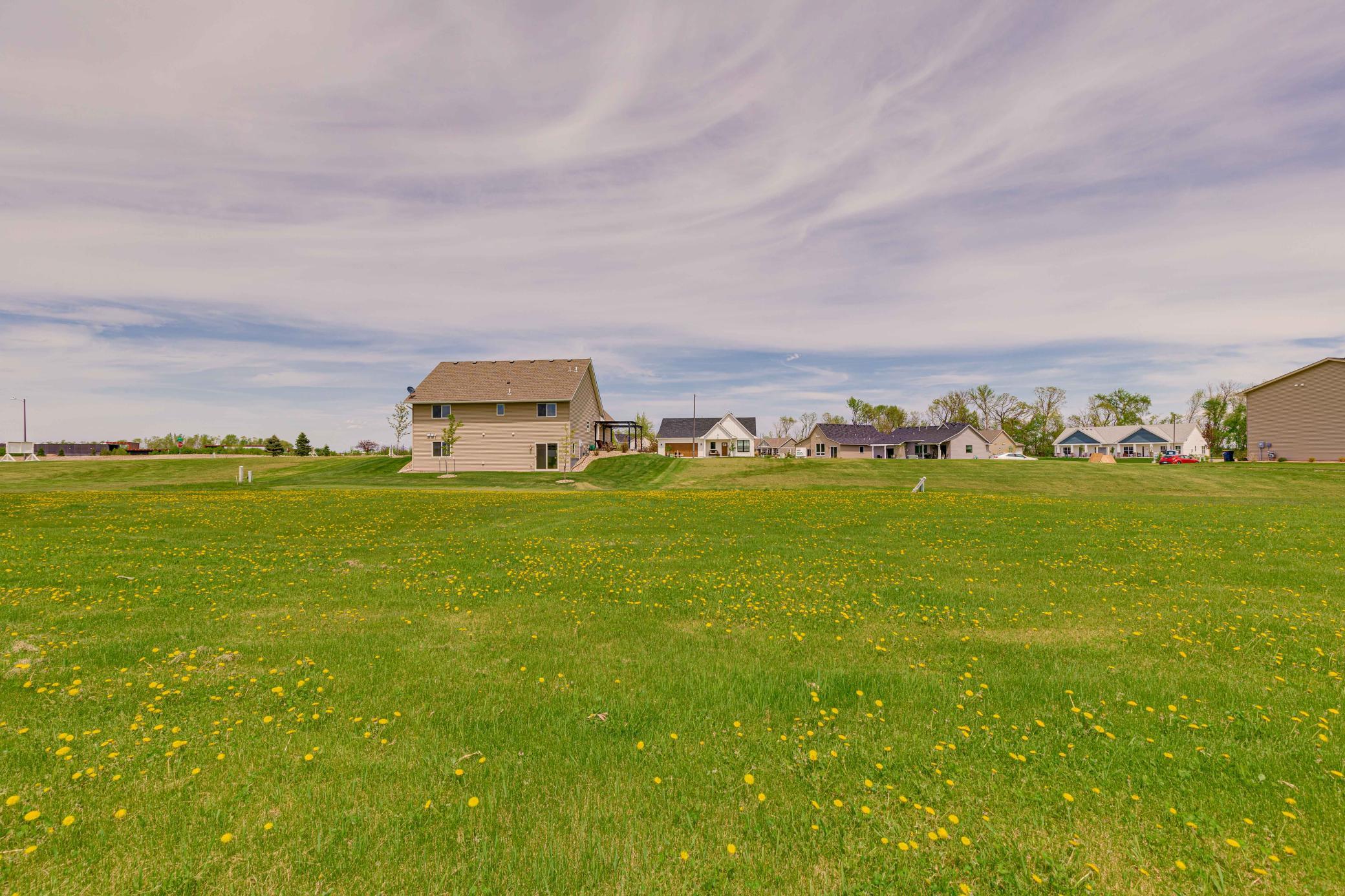 main property photo 13