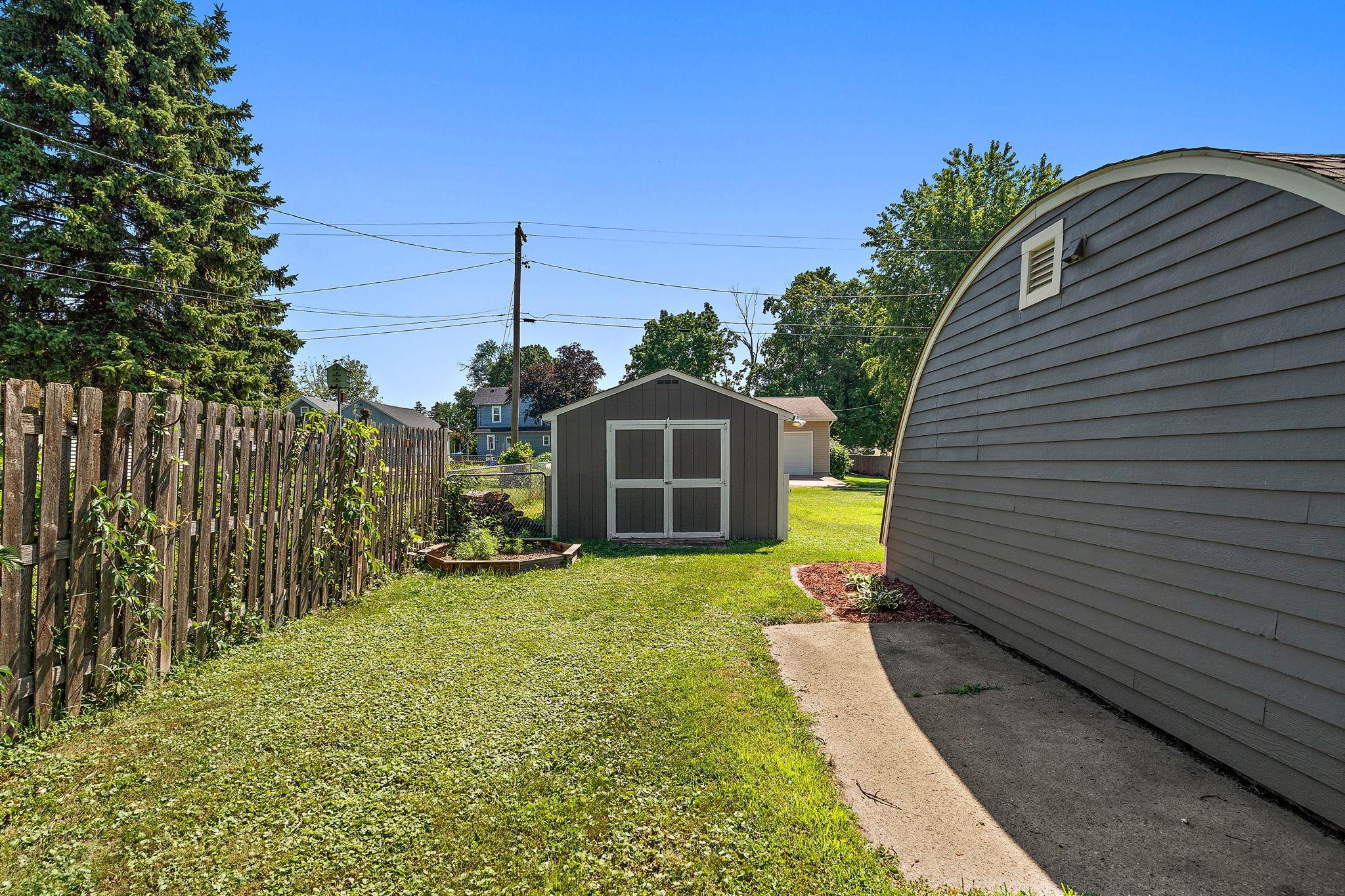 main property photo 43