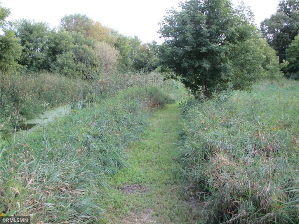 main property photo 32