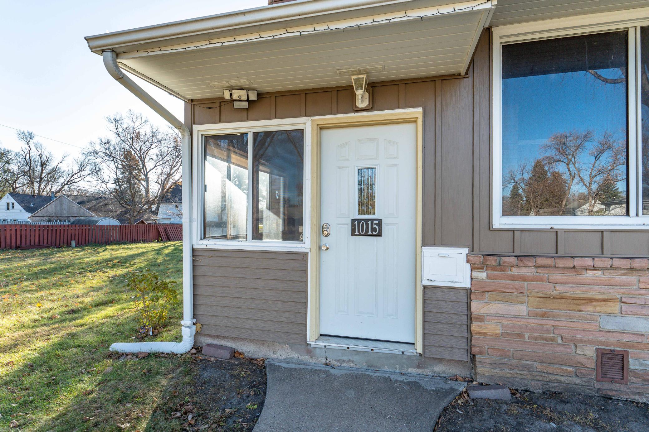 main property photo 3