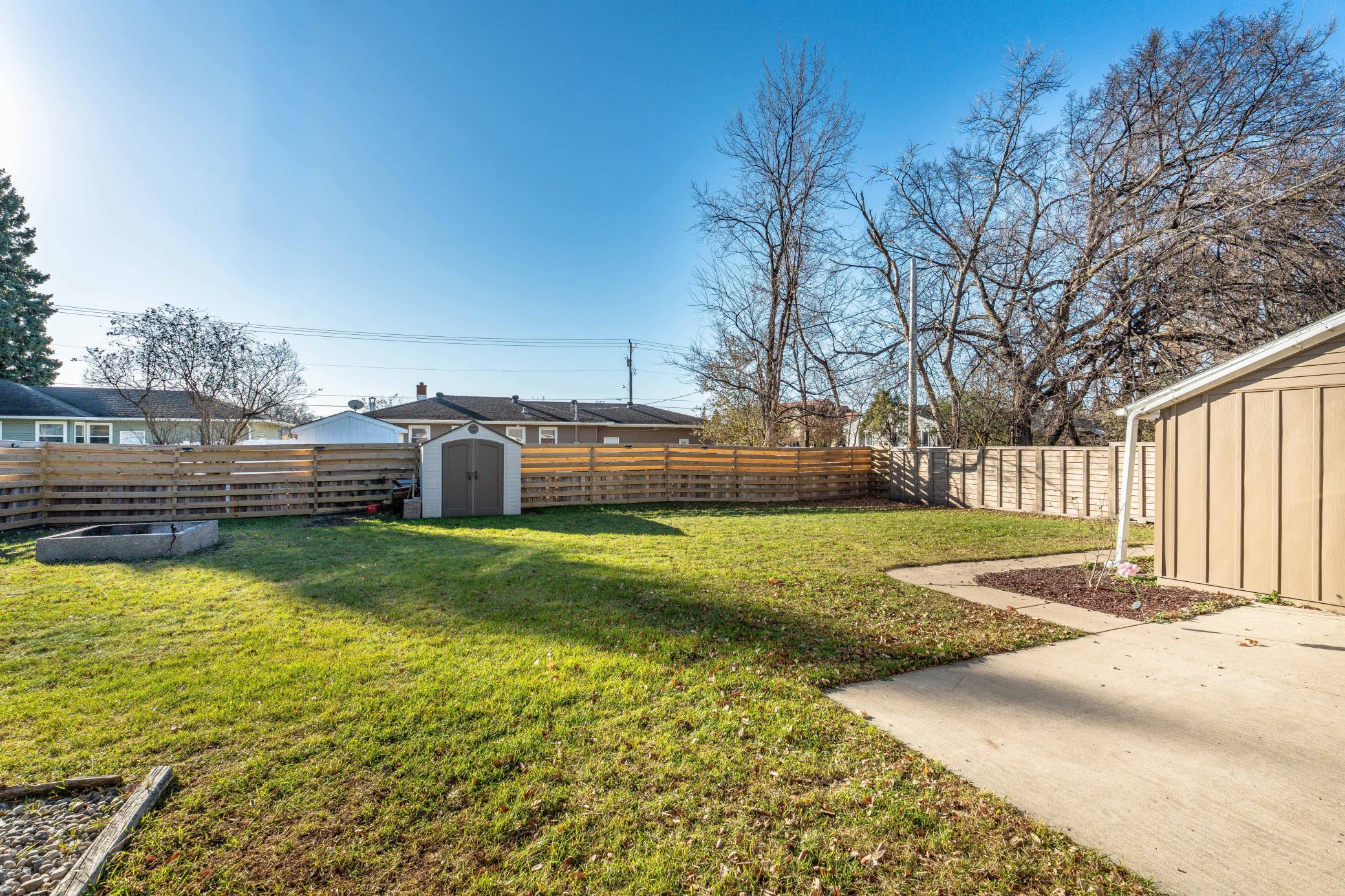 main property photo 50
