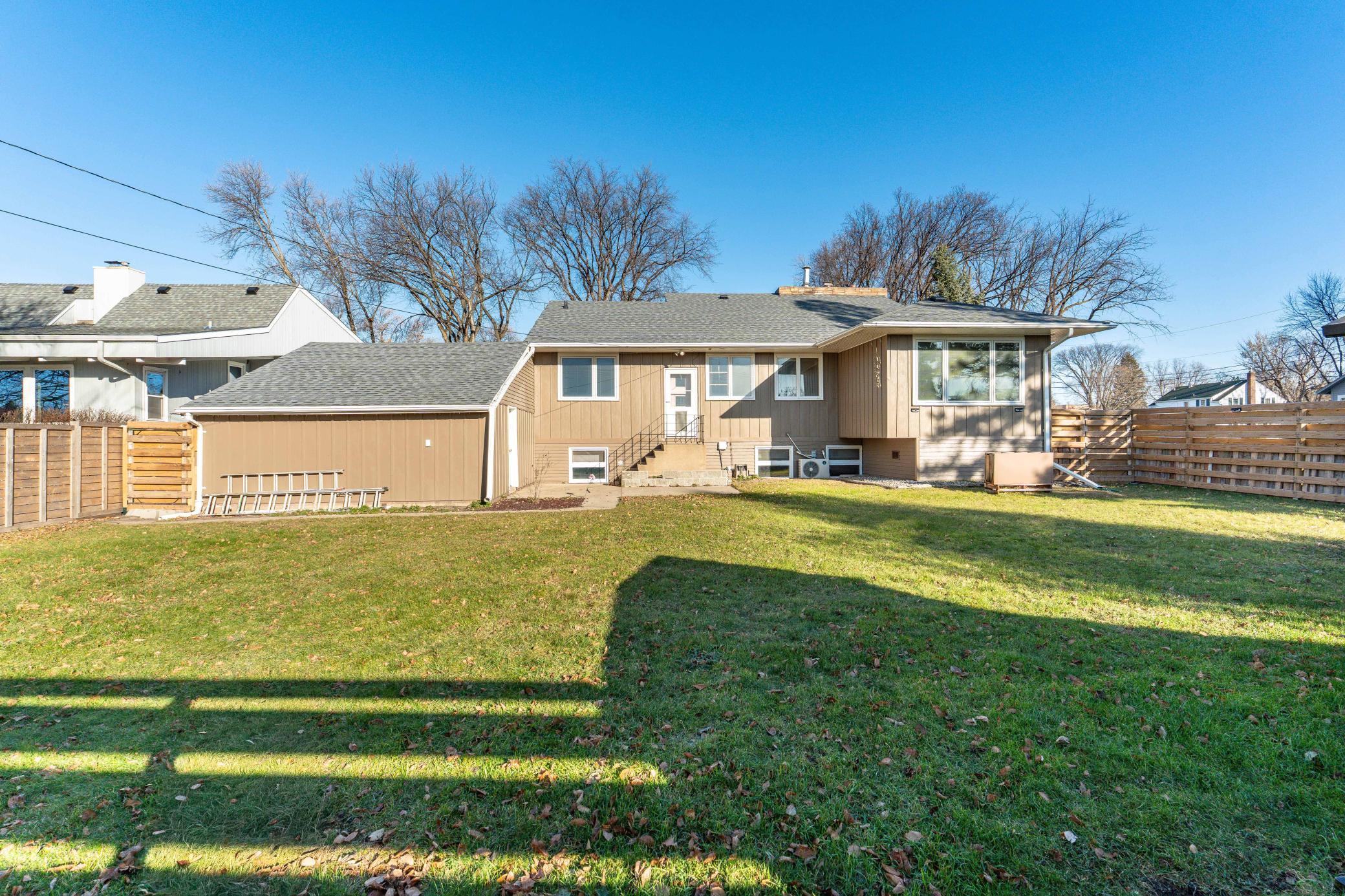 main property photo 51