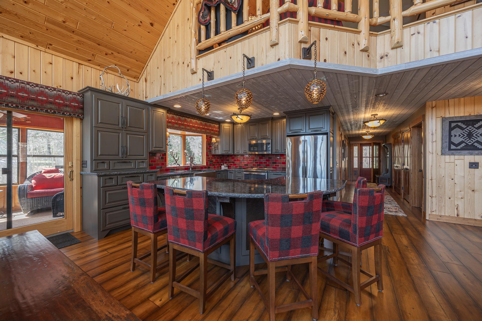 main property photo 25