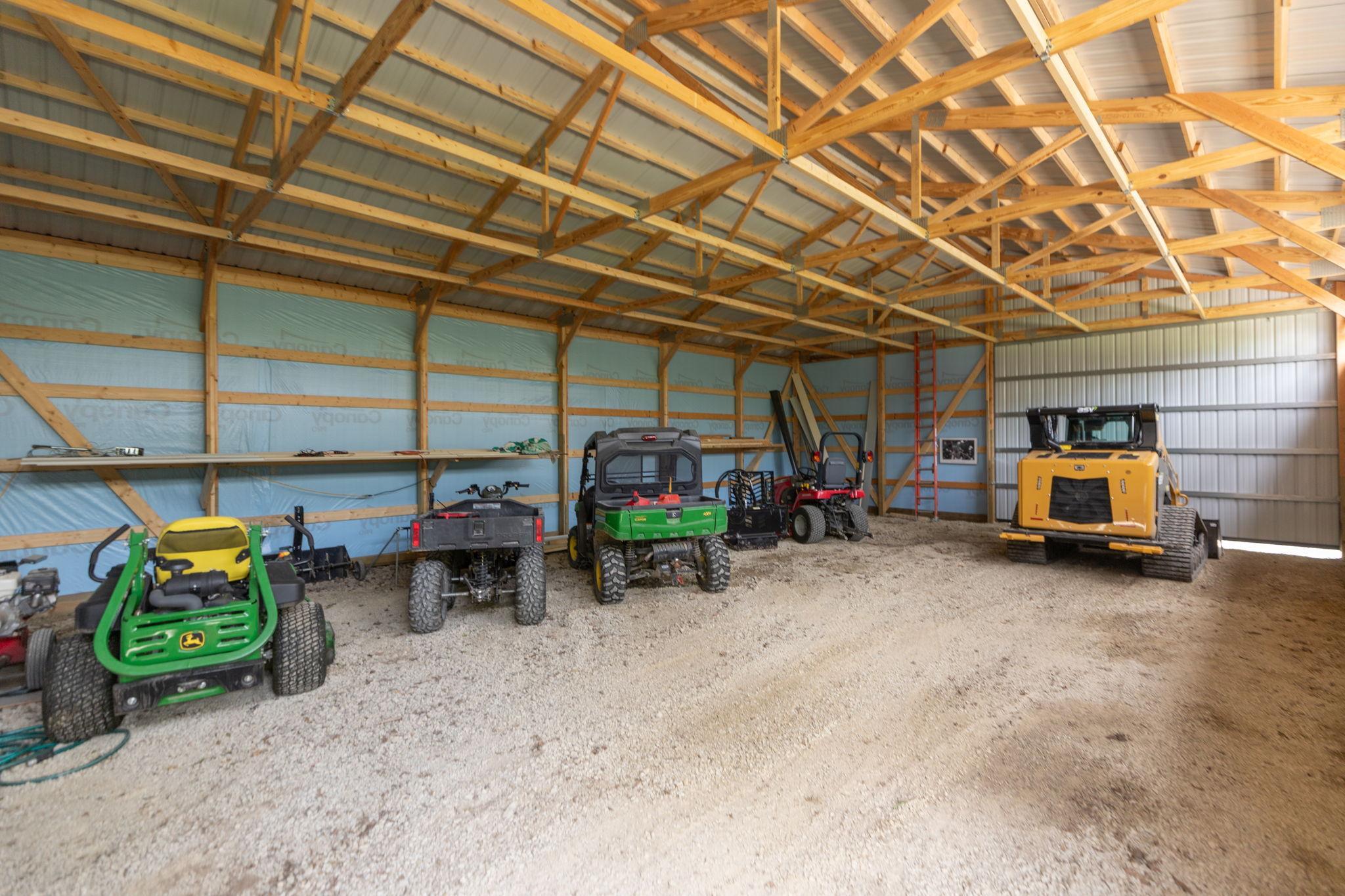 main property photo 35