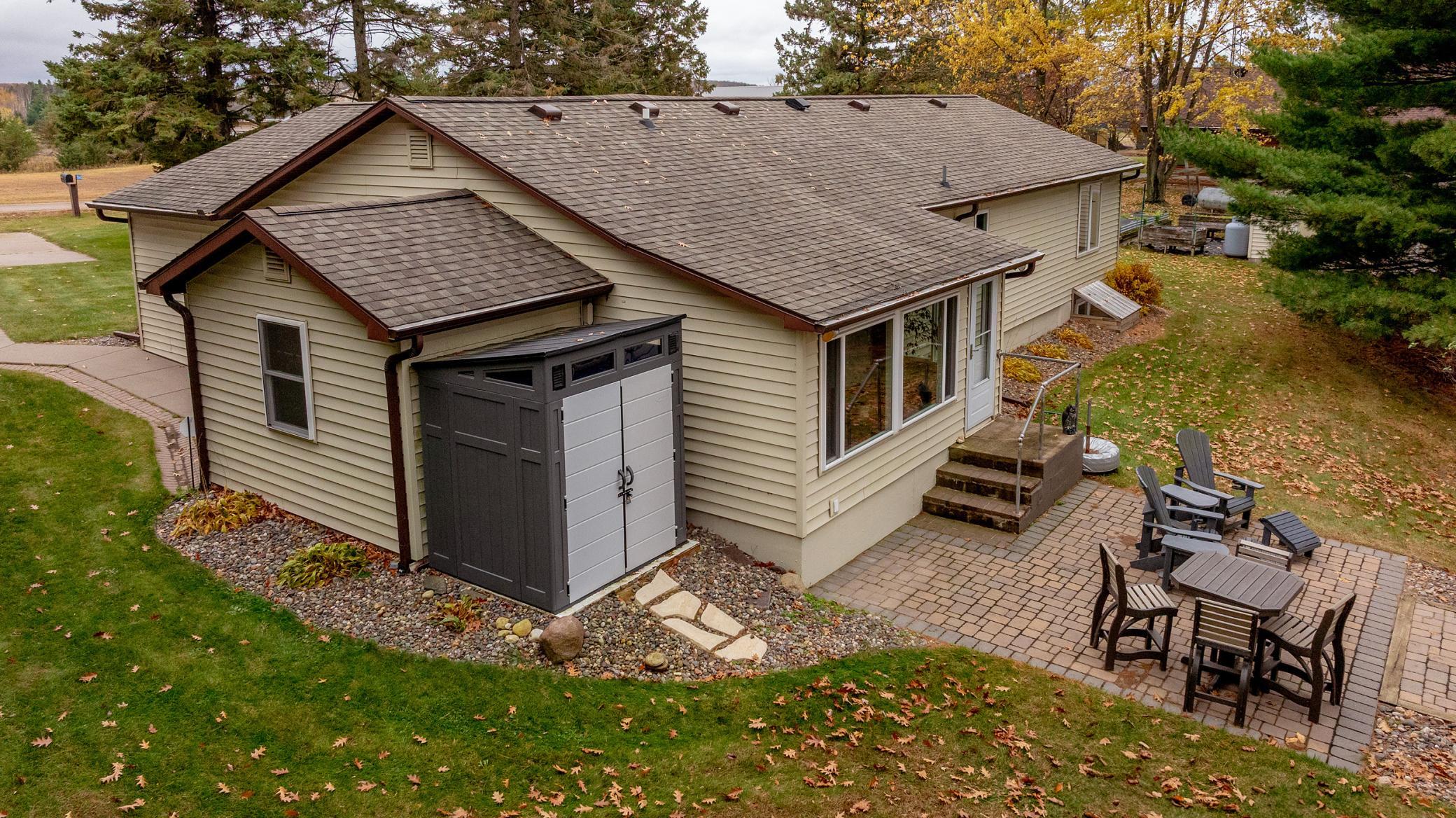 main property photo 42