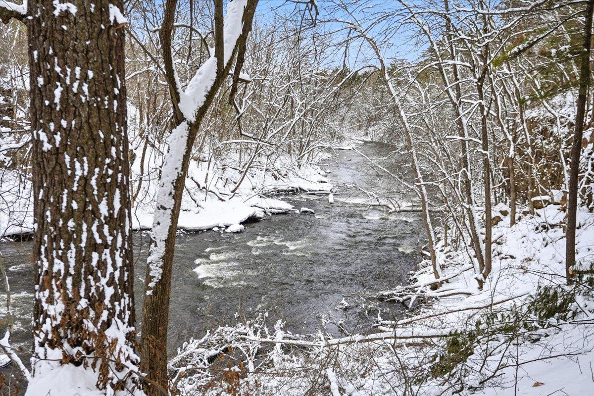 main property photo 60