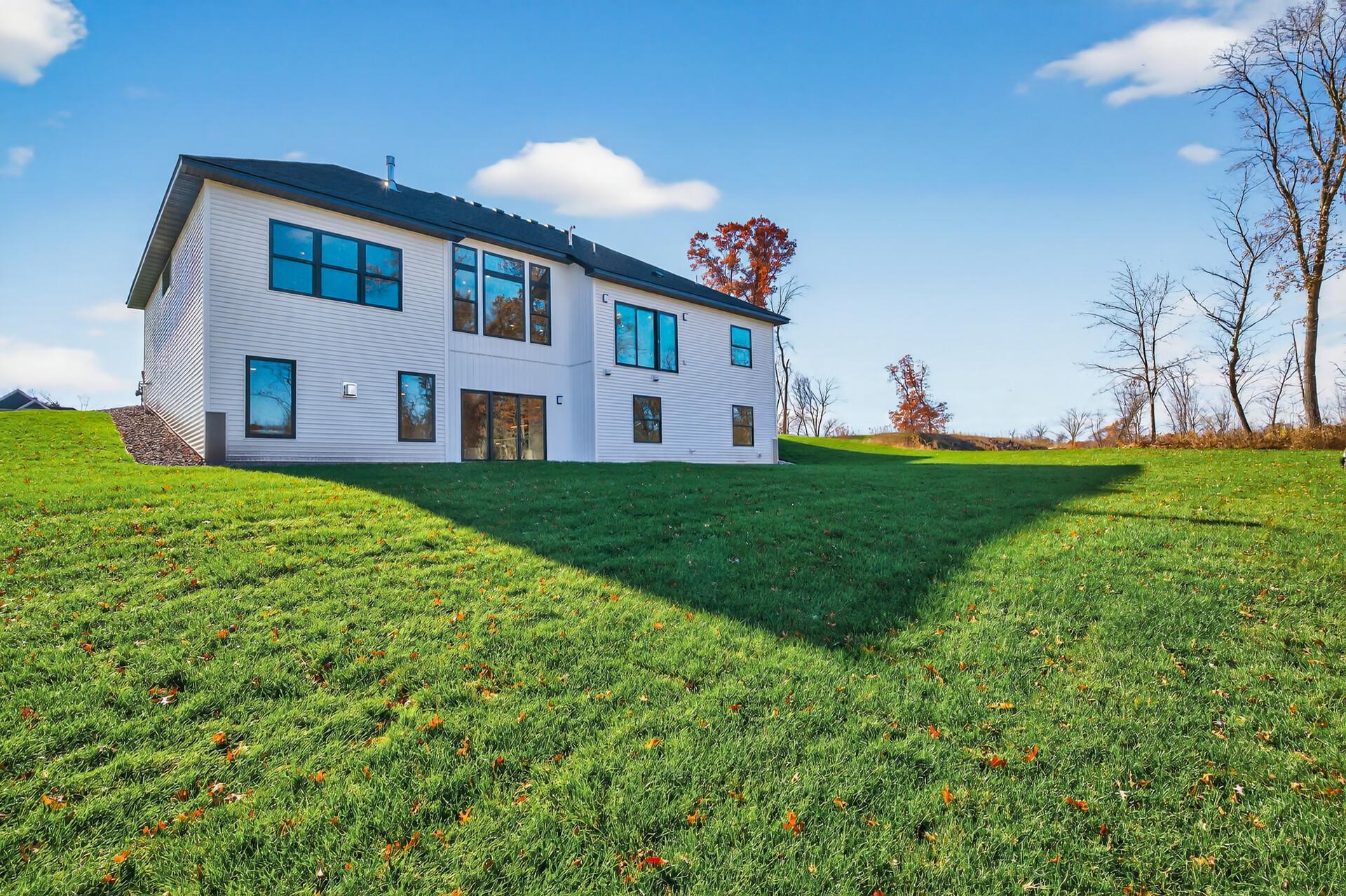 main property photo 74