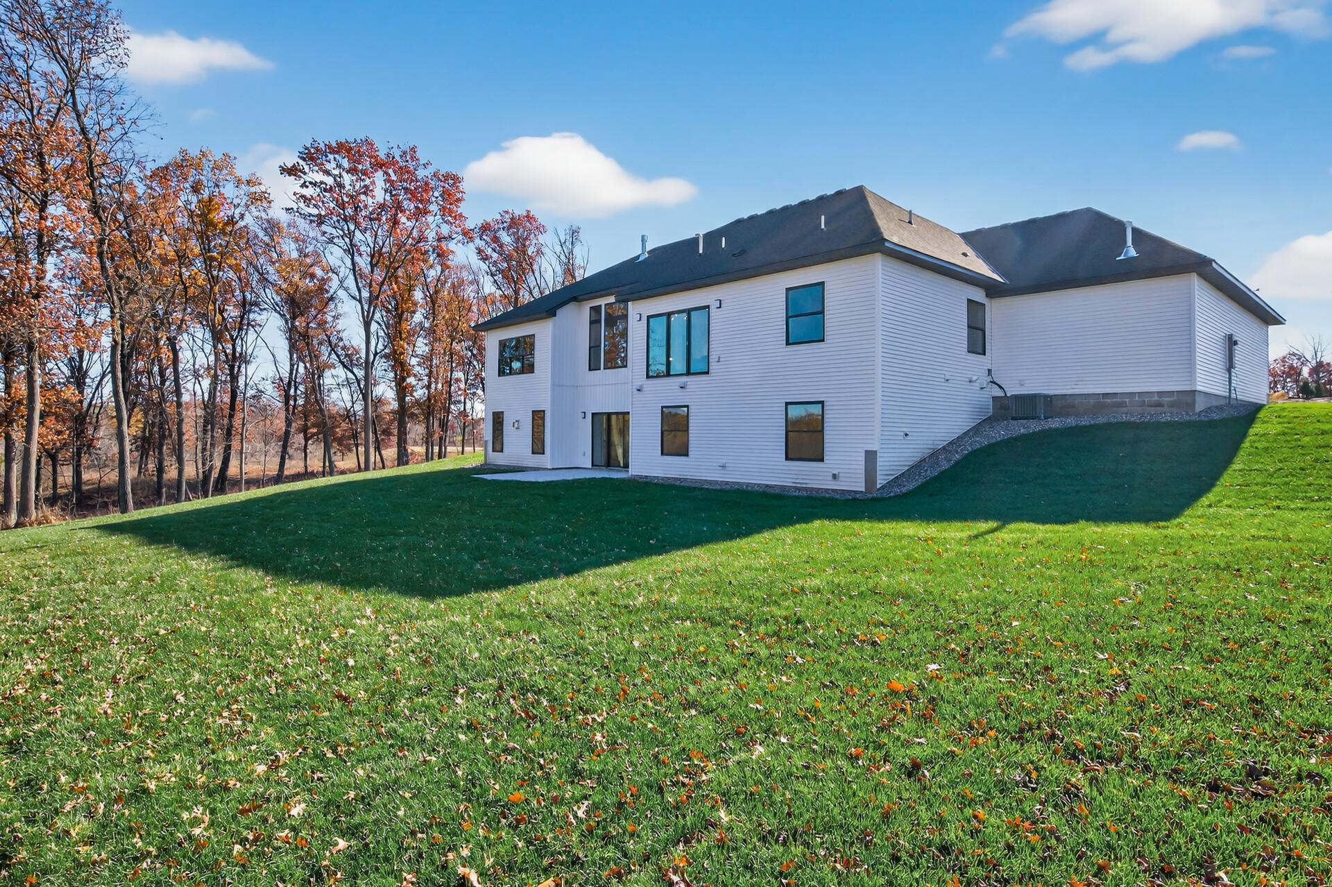 main property photo 75