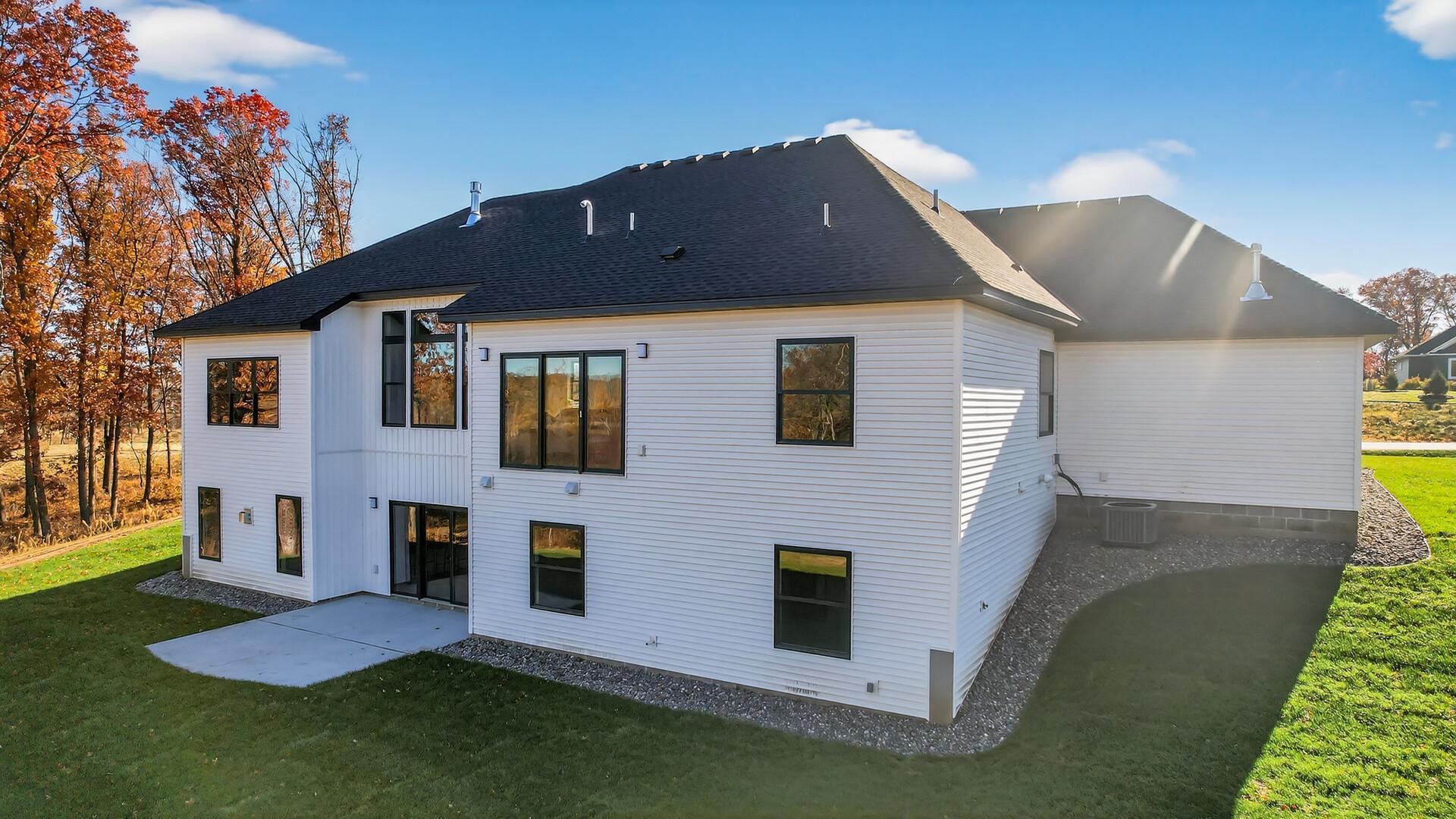 main property photo 80
