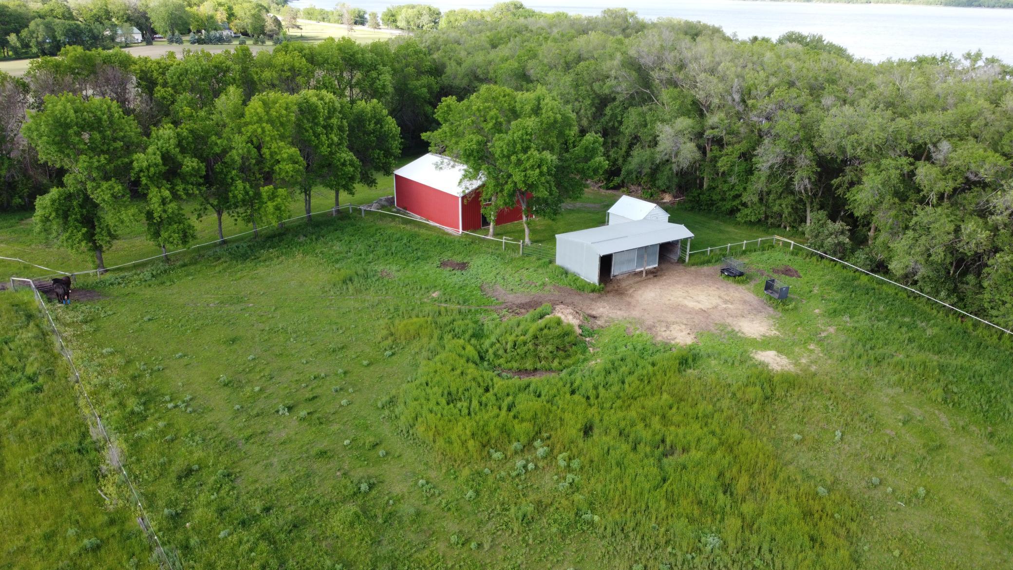 main property photo 20