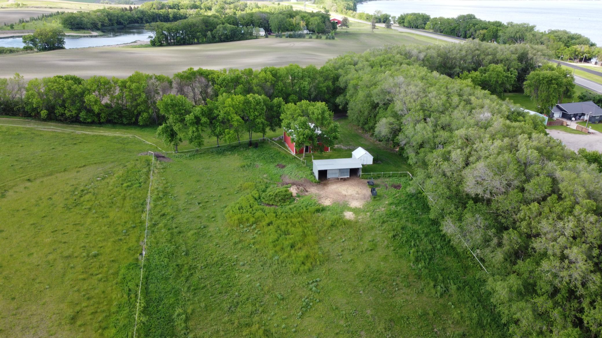main property photo 21