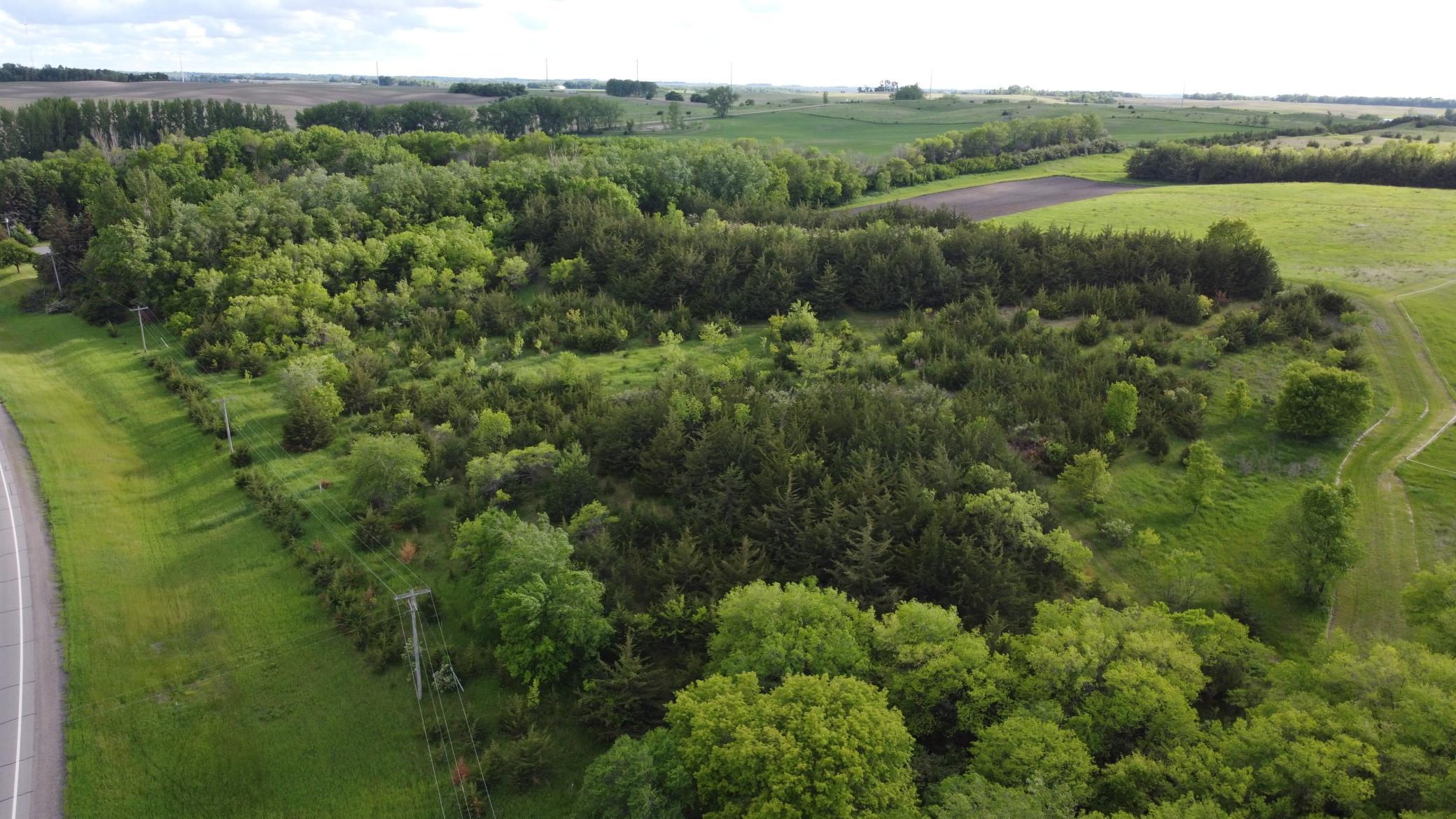 main property photo 25