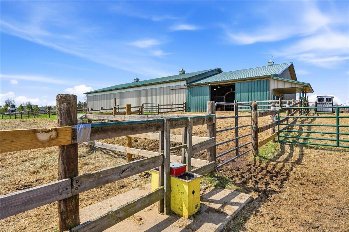 main property photo 43