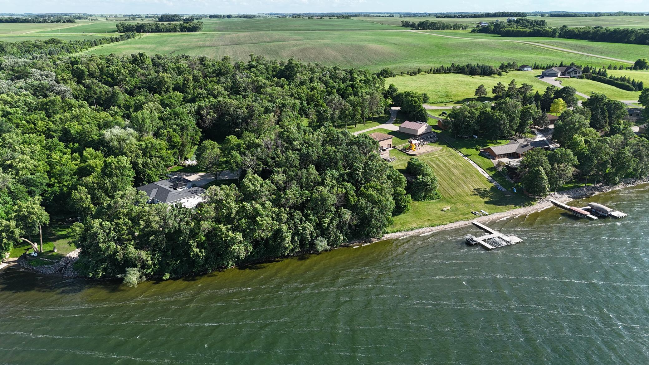 main property photo 5