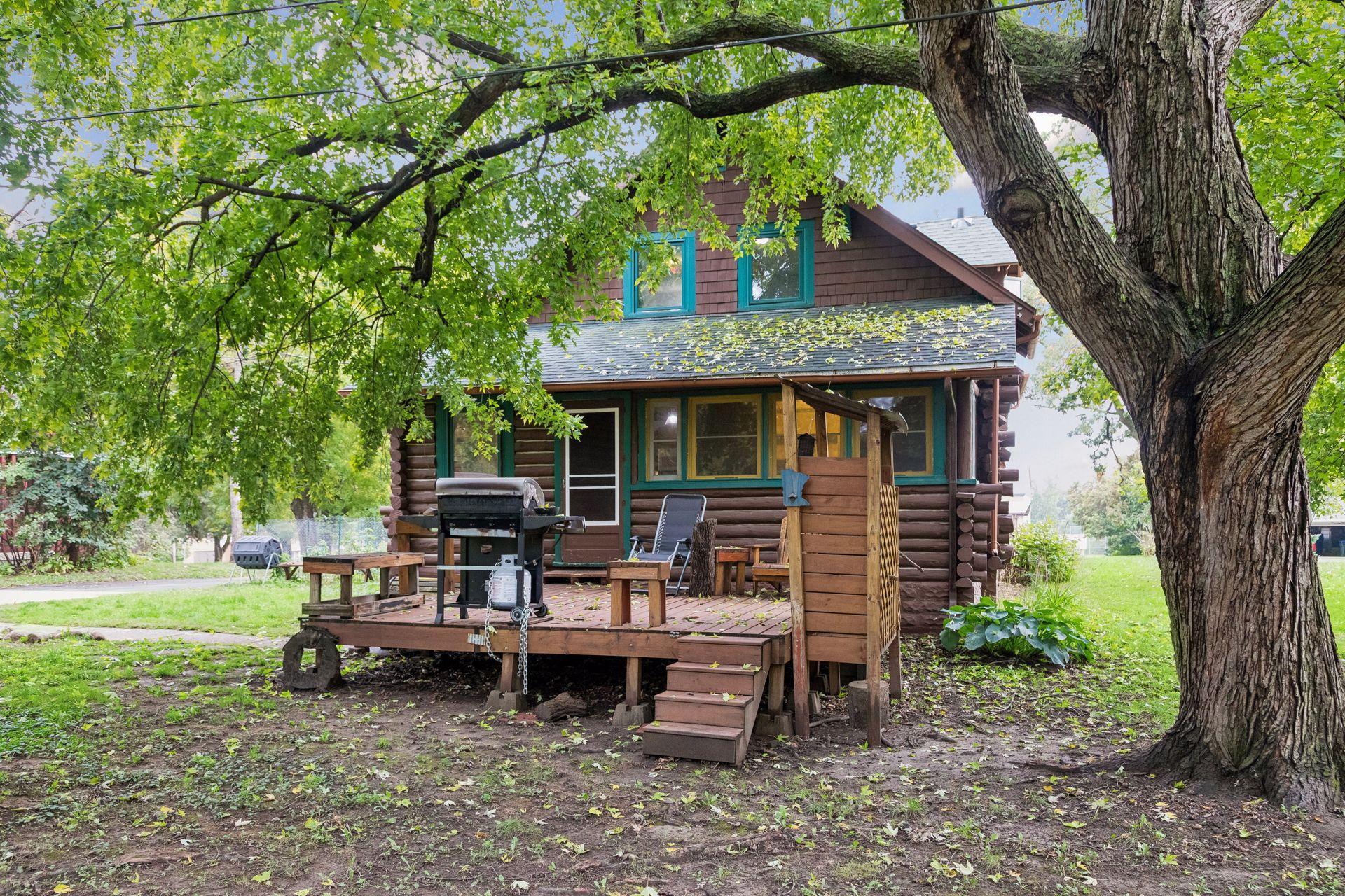 main property photo 30