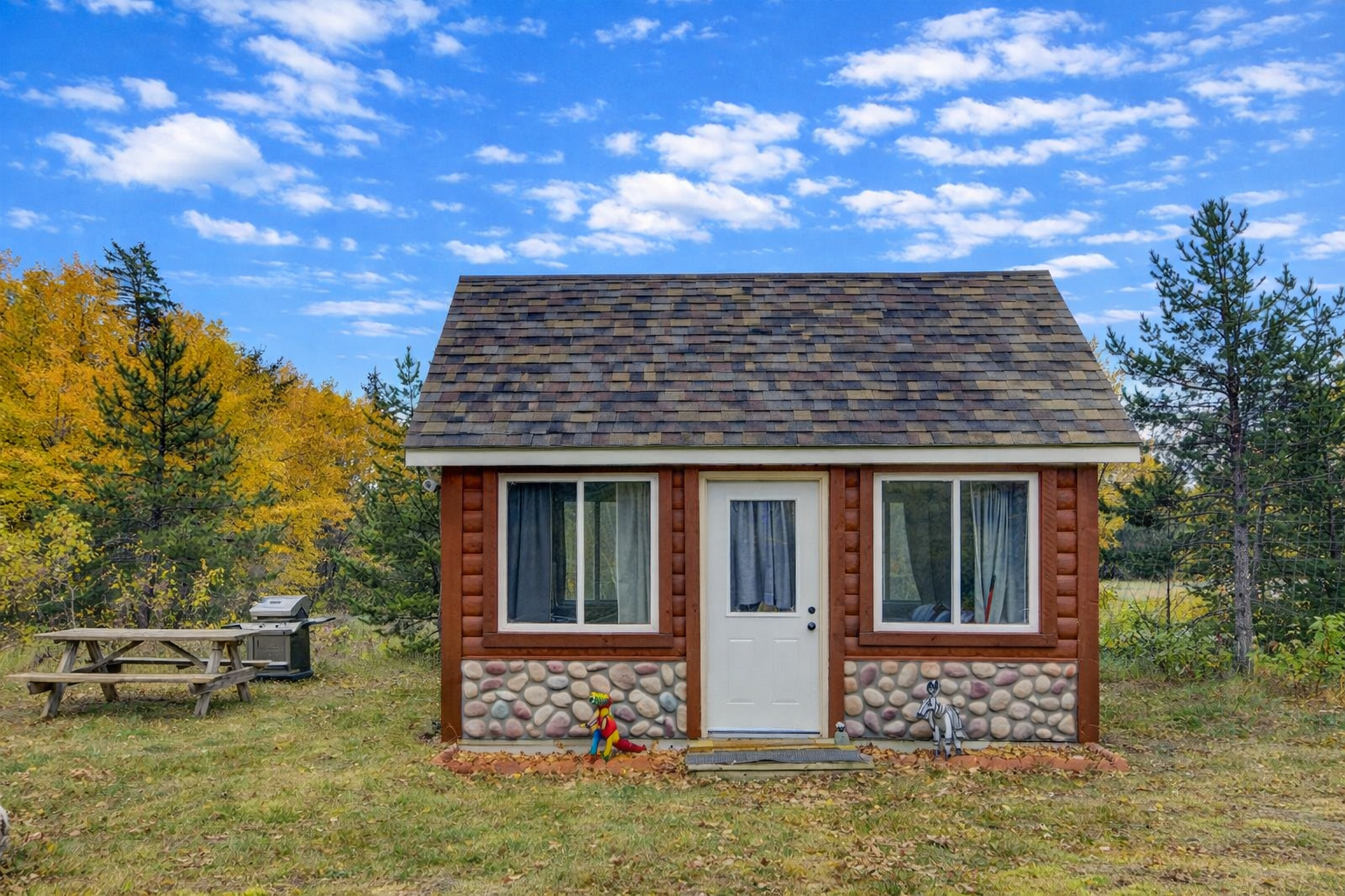 main property photo 29