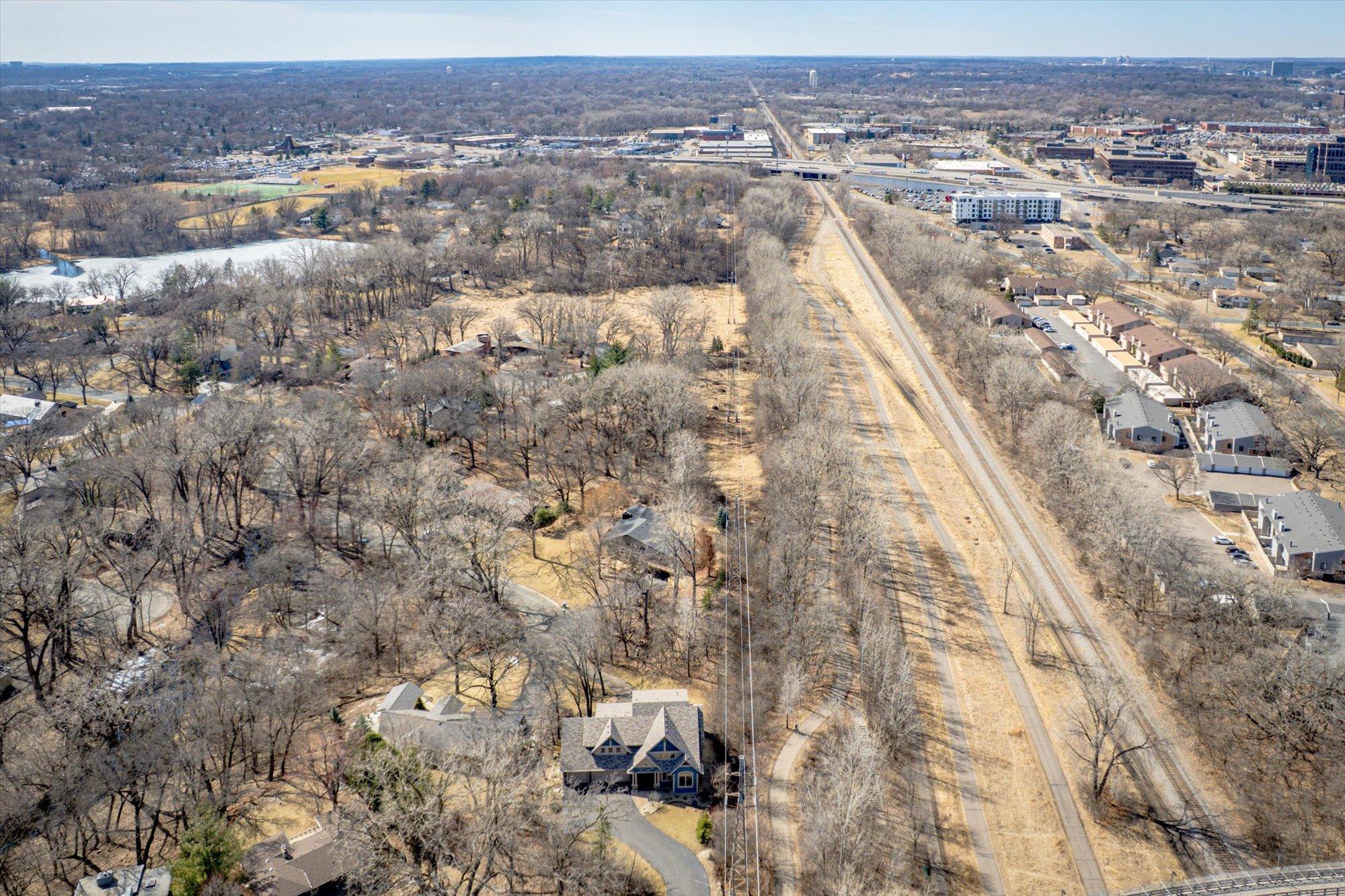 main property photo 78