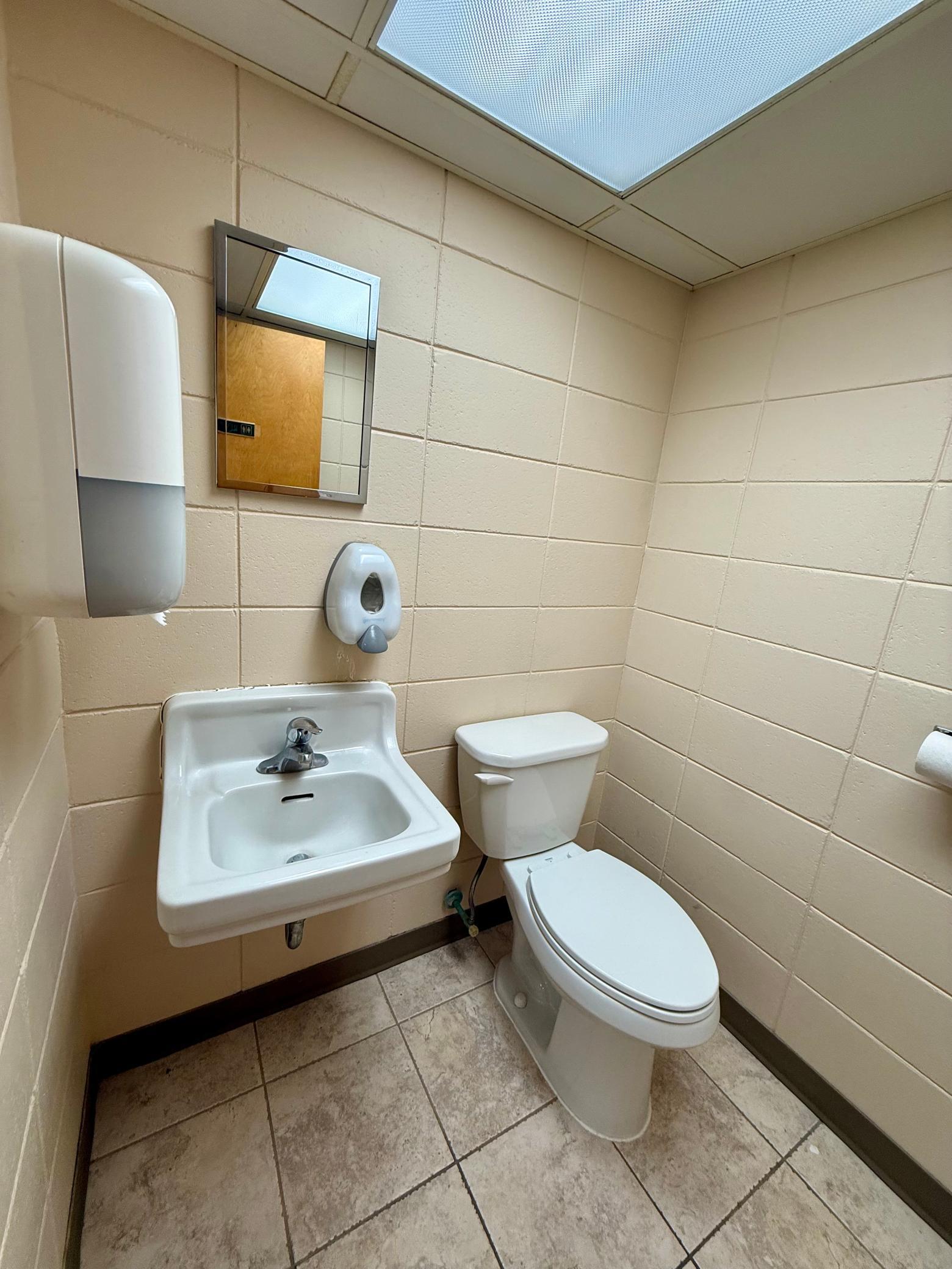 main property photo 12