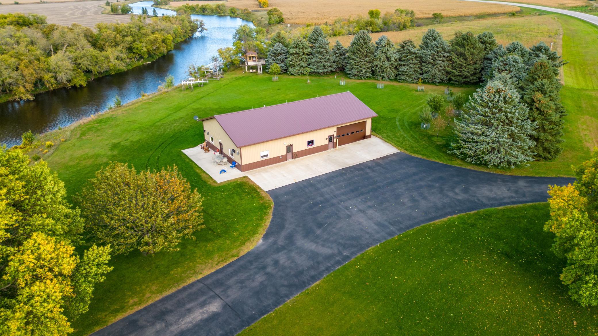 main property photo 42