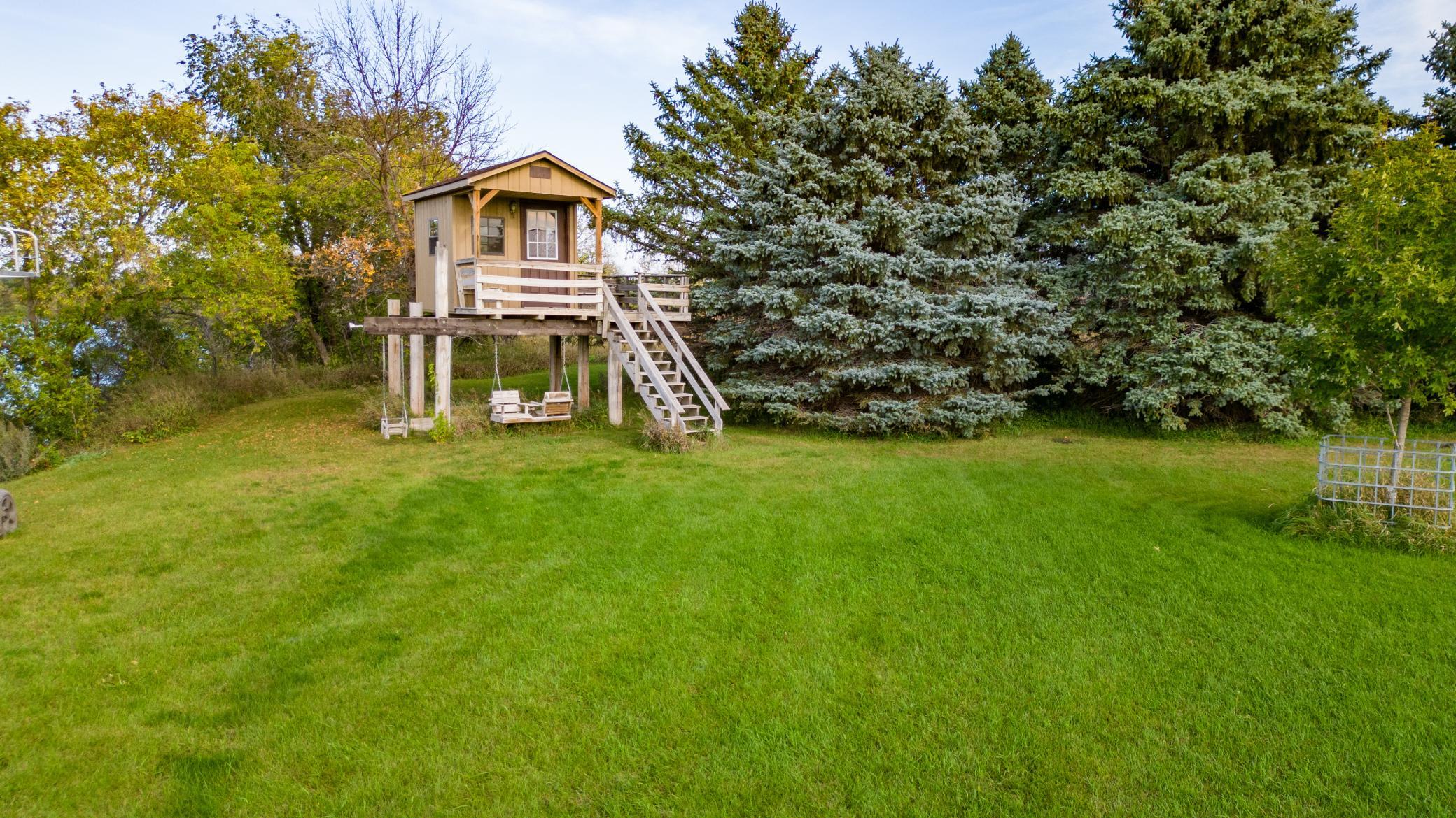 main property photo 49