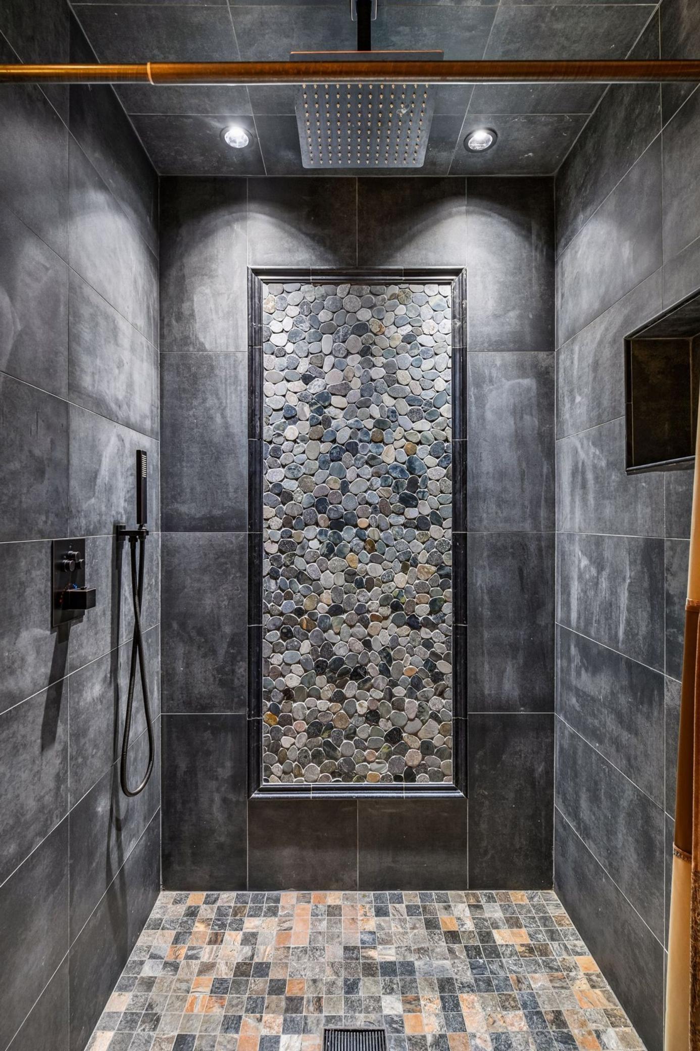 main property photo 68