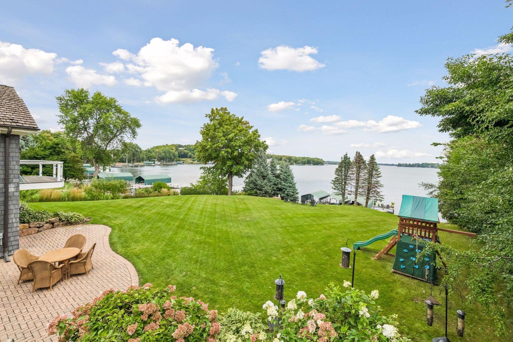 main property photo 74