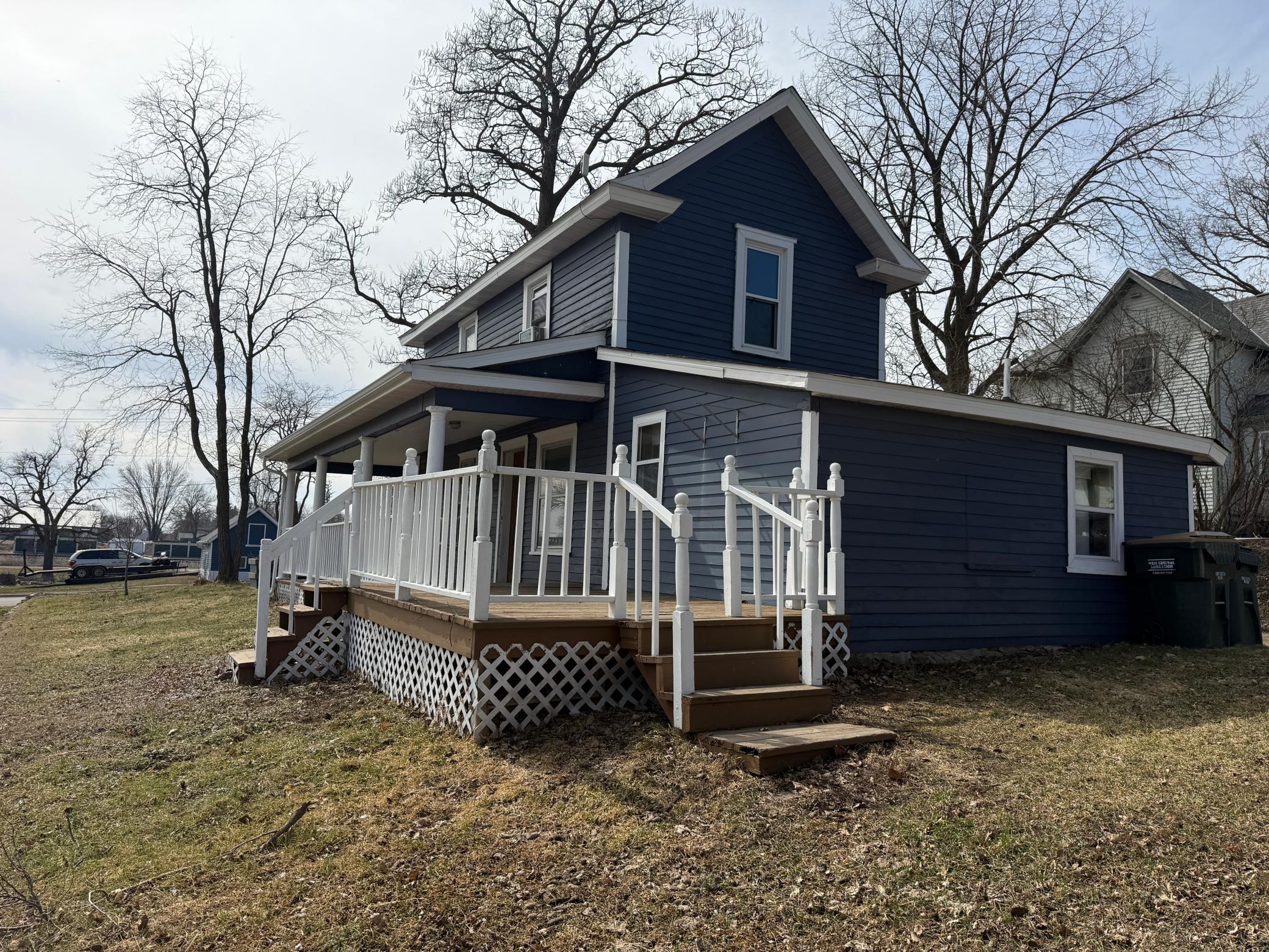 main property photo 13