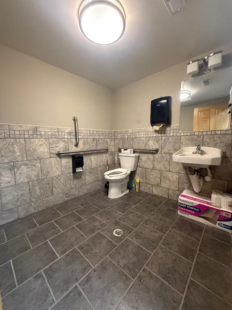main property photo 10