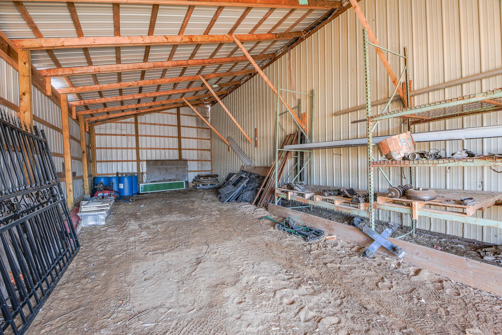 main property photo 35