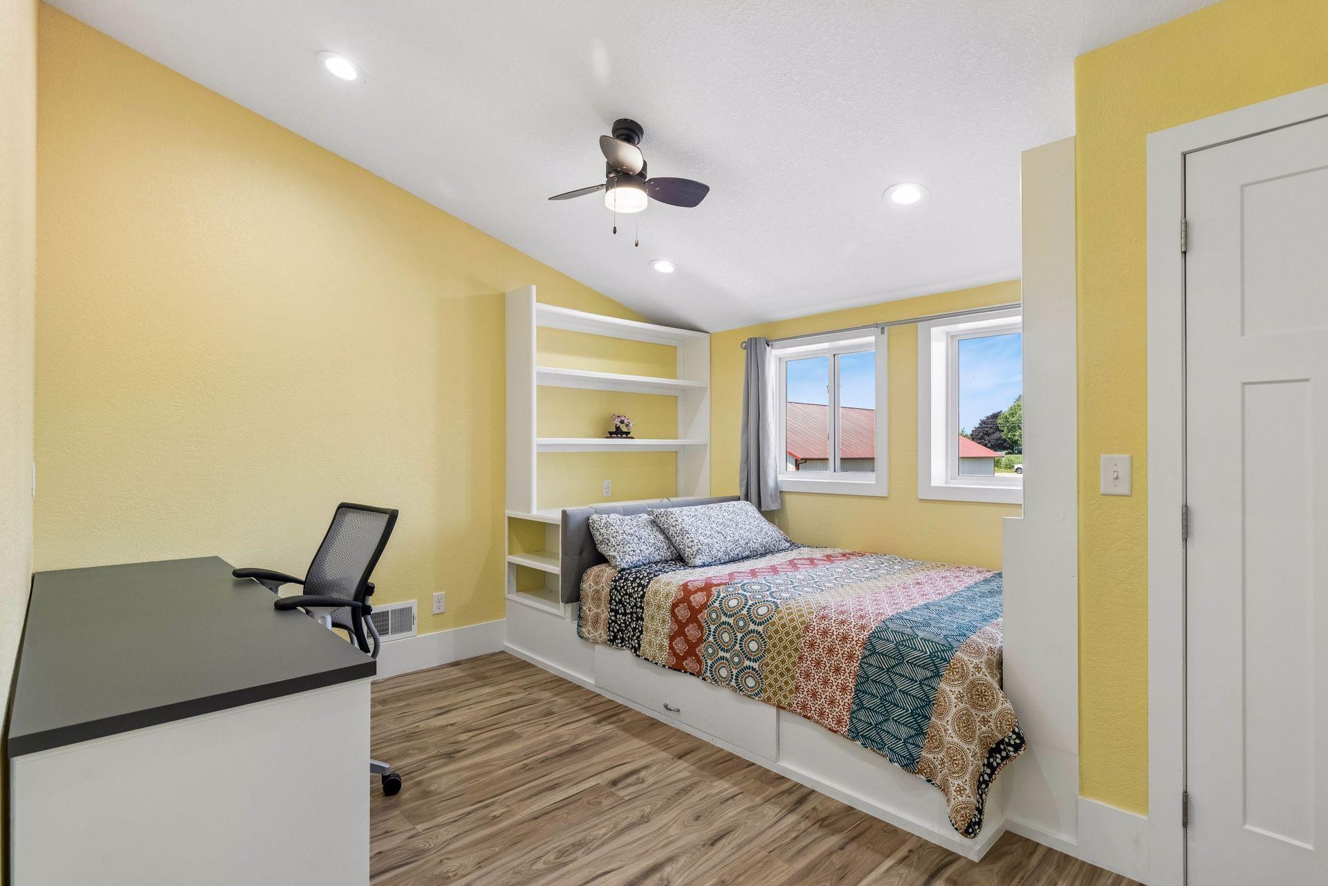 main property photo 36