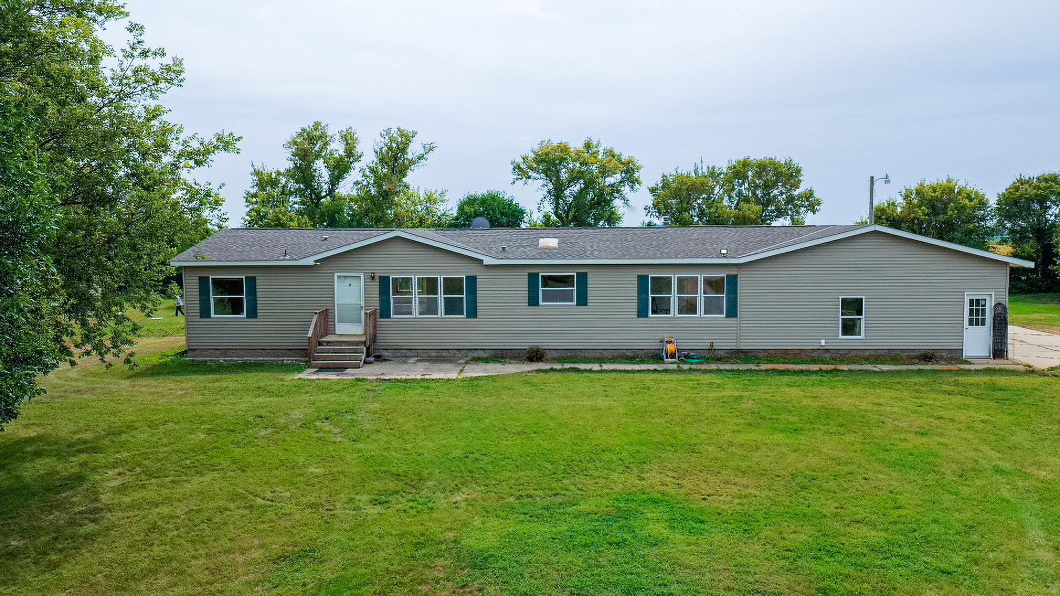 main property photo 2