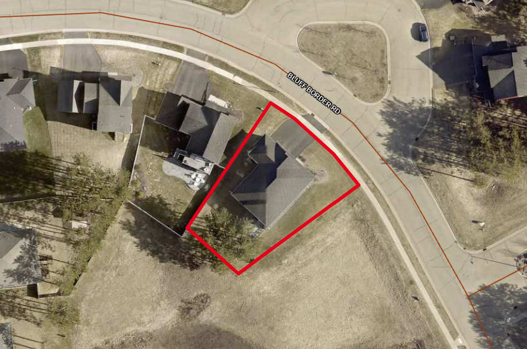 main property photo 41