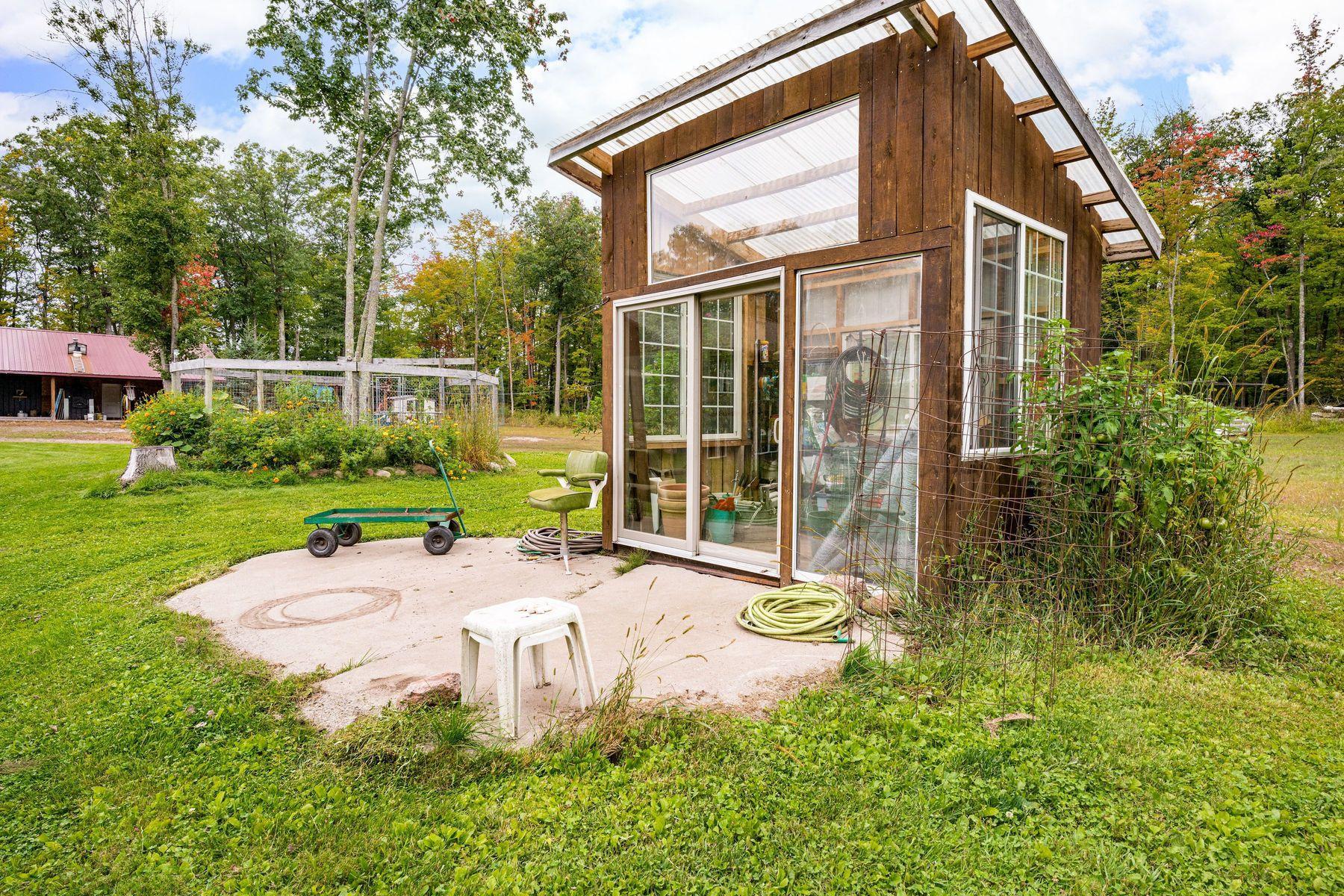 main property photo 45