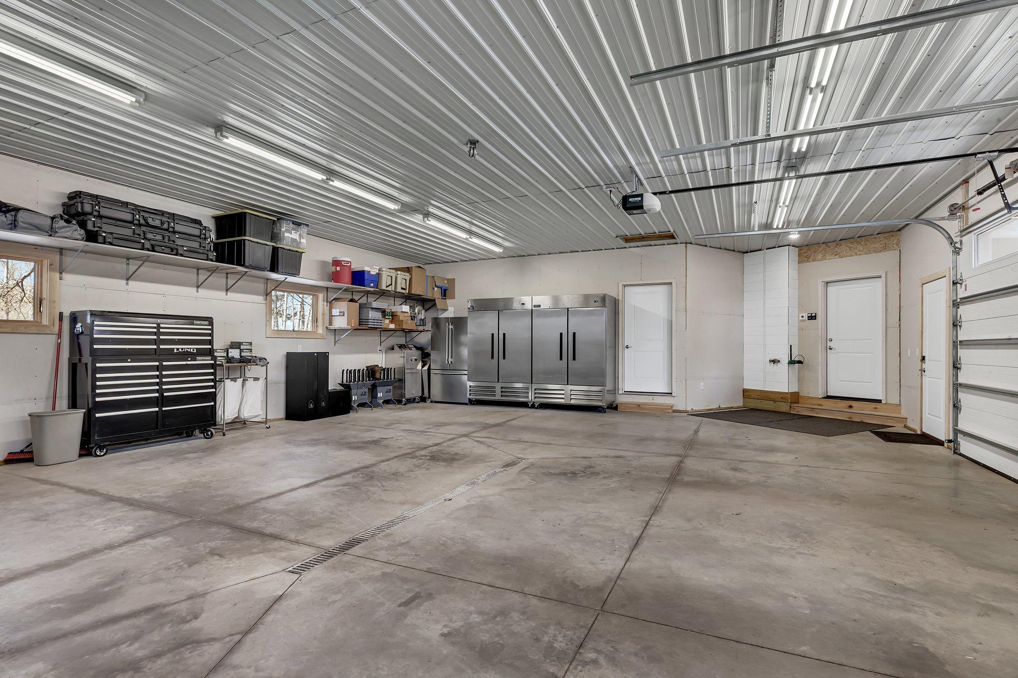 main property photo 50