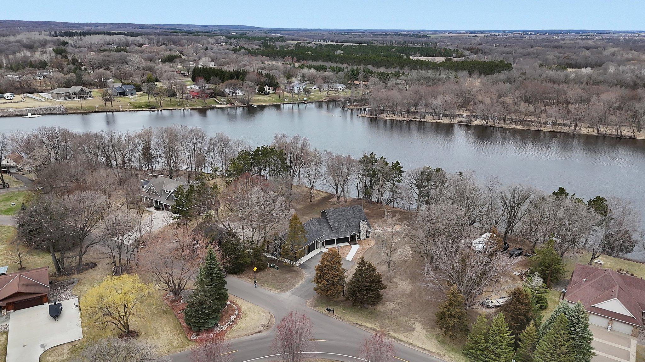 main property photo 6