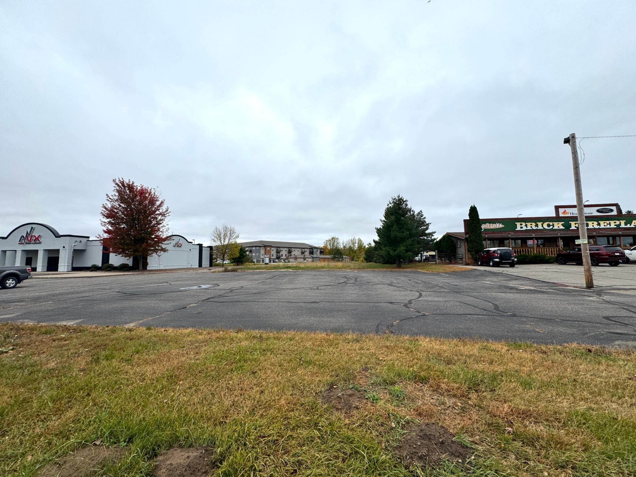 main property photo 16