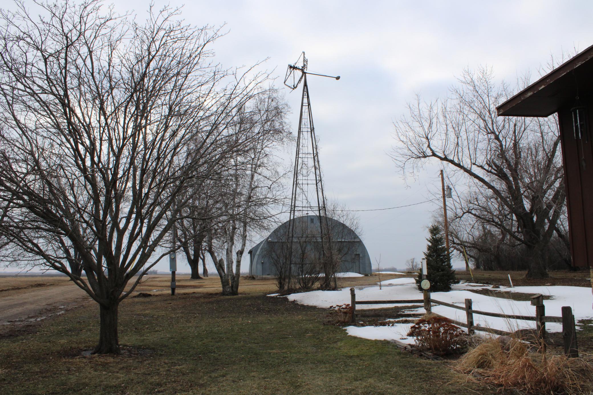 main property photo 27