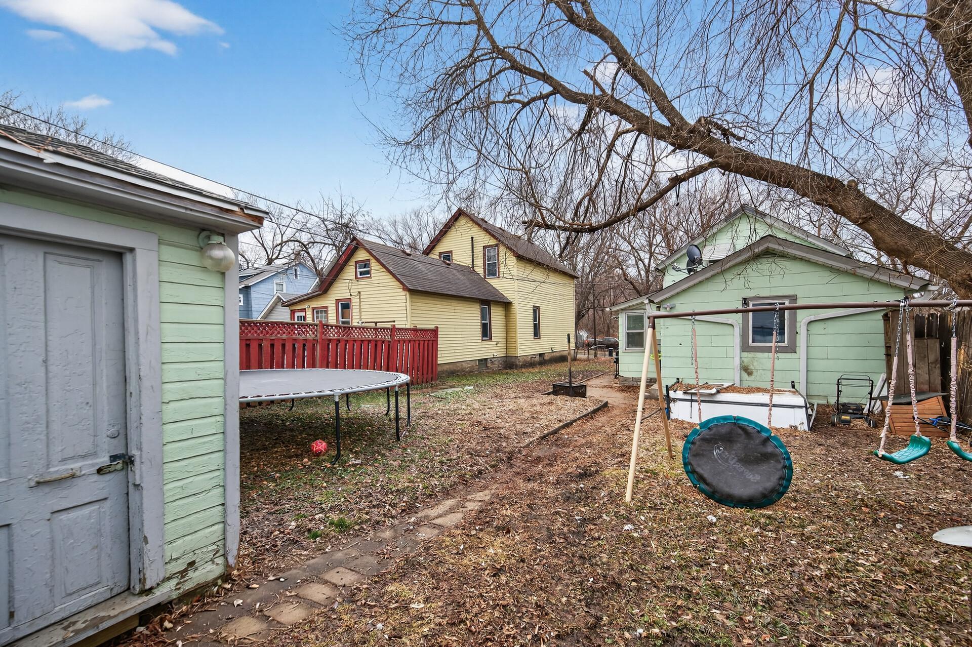 main property photo 23