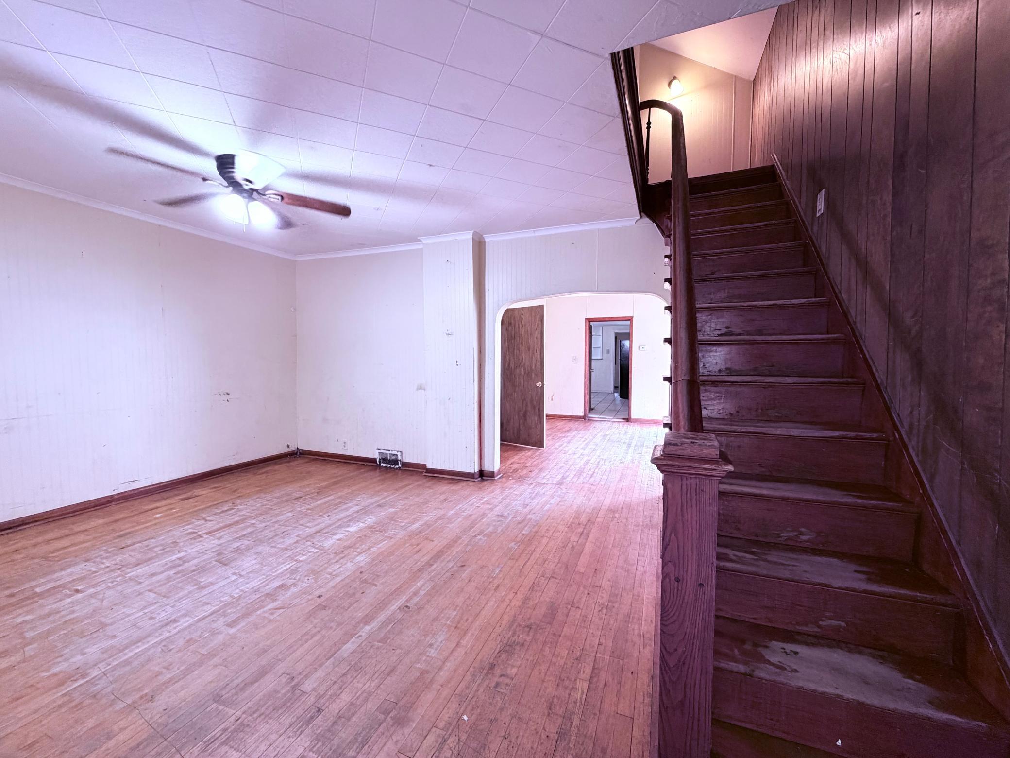 main property photo 9