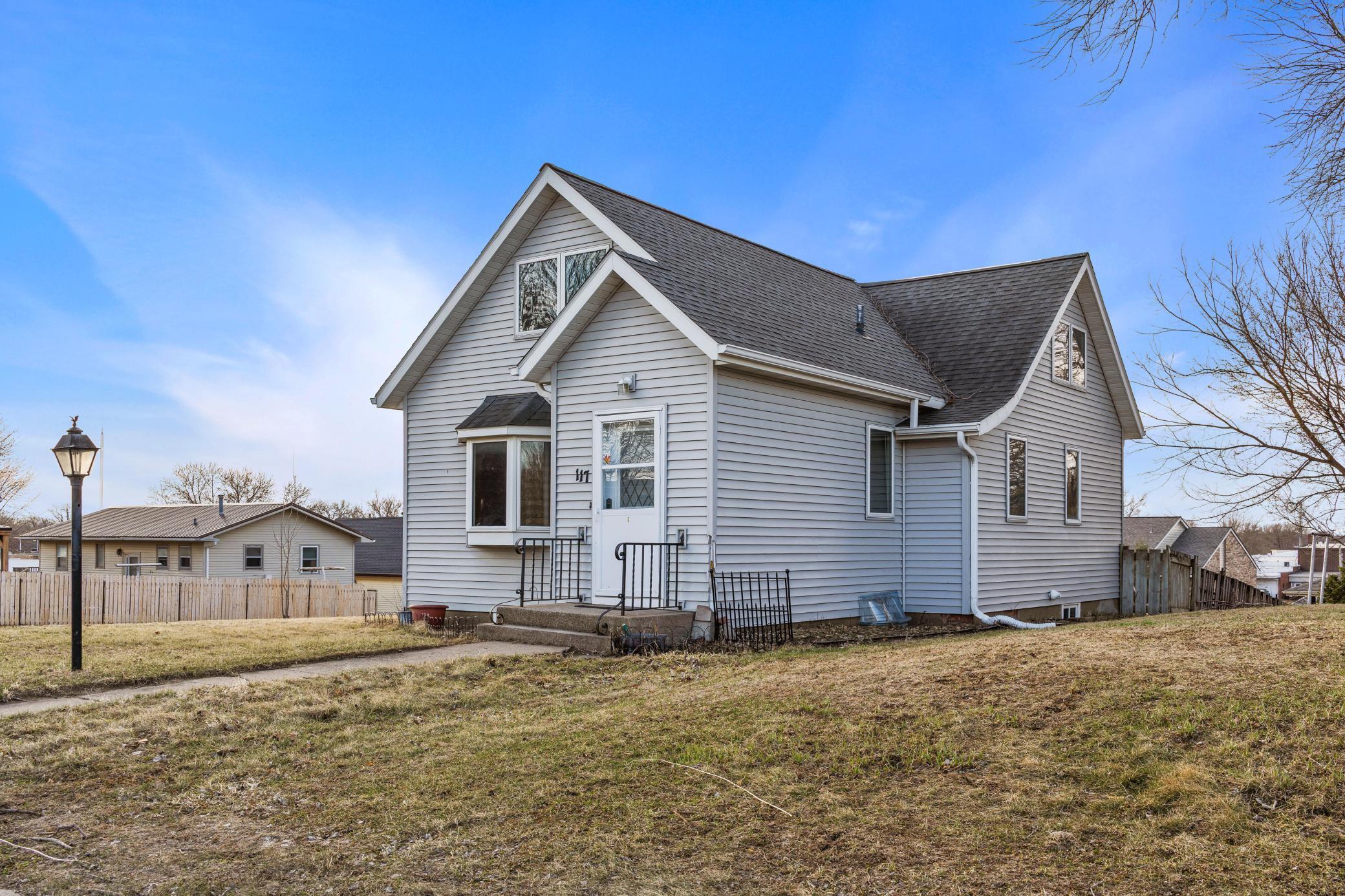 main property photo 2